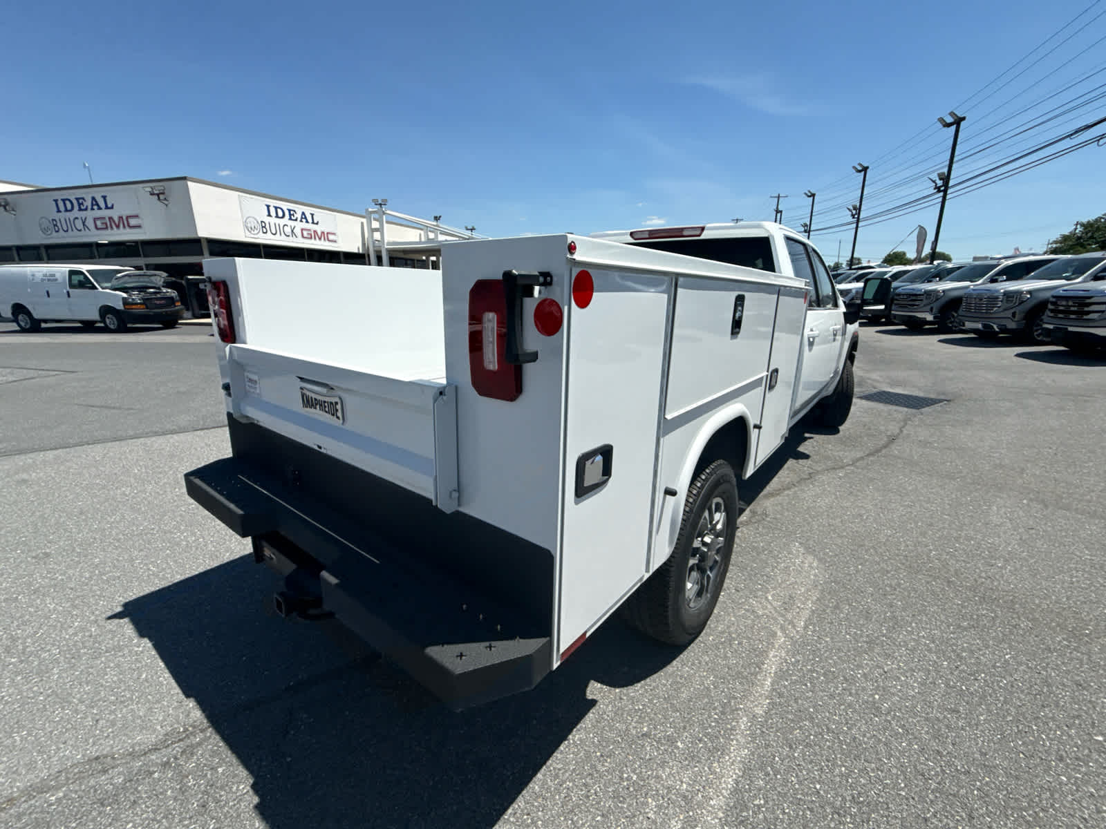 2026 GMC Sierra 3500 HD SLE