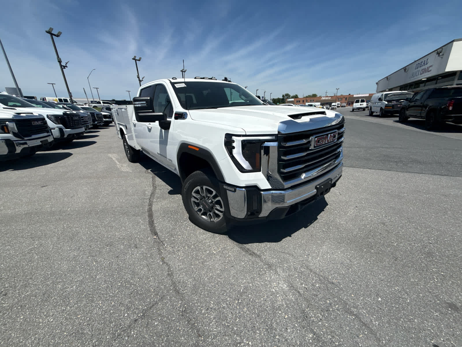 2026 GMC Sierra 3500 HD SLE
