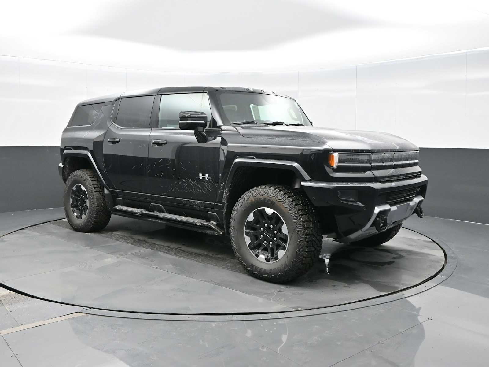 2024 GMC HUMMER EV SUV 2X