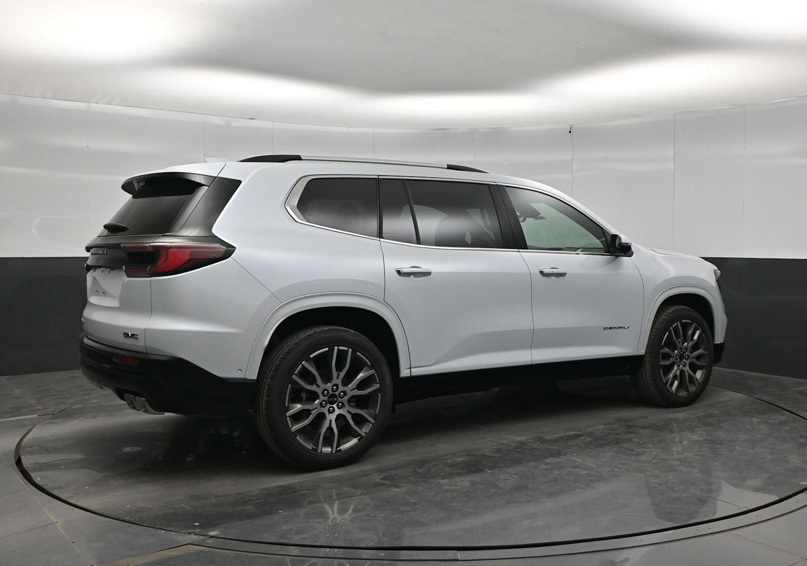 2027 GMC Acadia Denali Ultimate