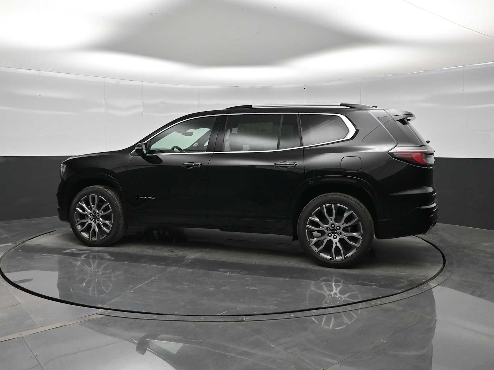 2026 GMC Acadia Denali Ultimate AWD