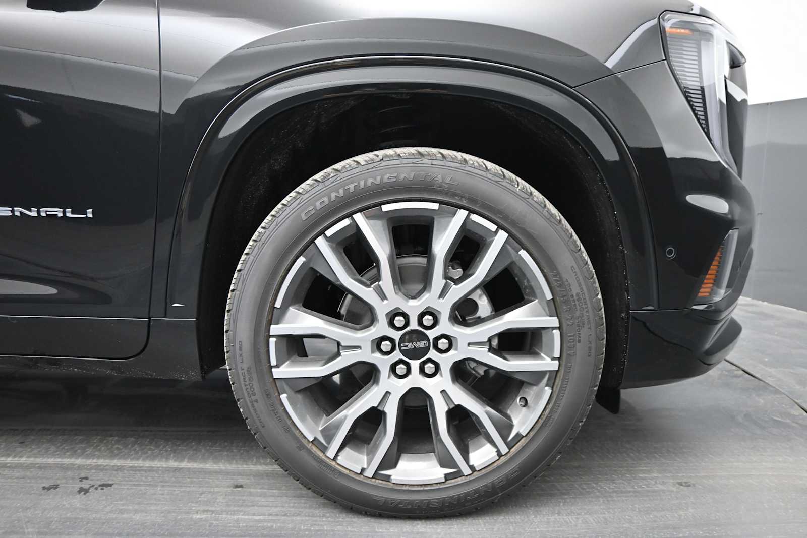 2026 GMC Acadia Denali Ultimate AWD