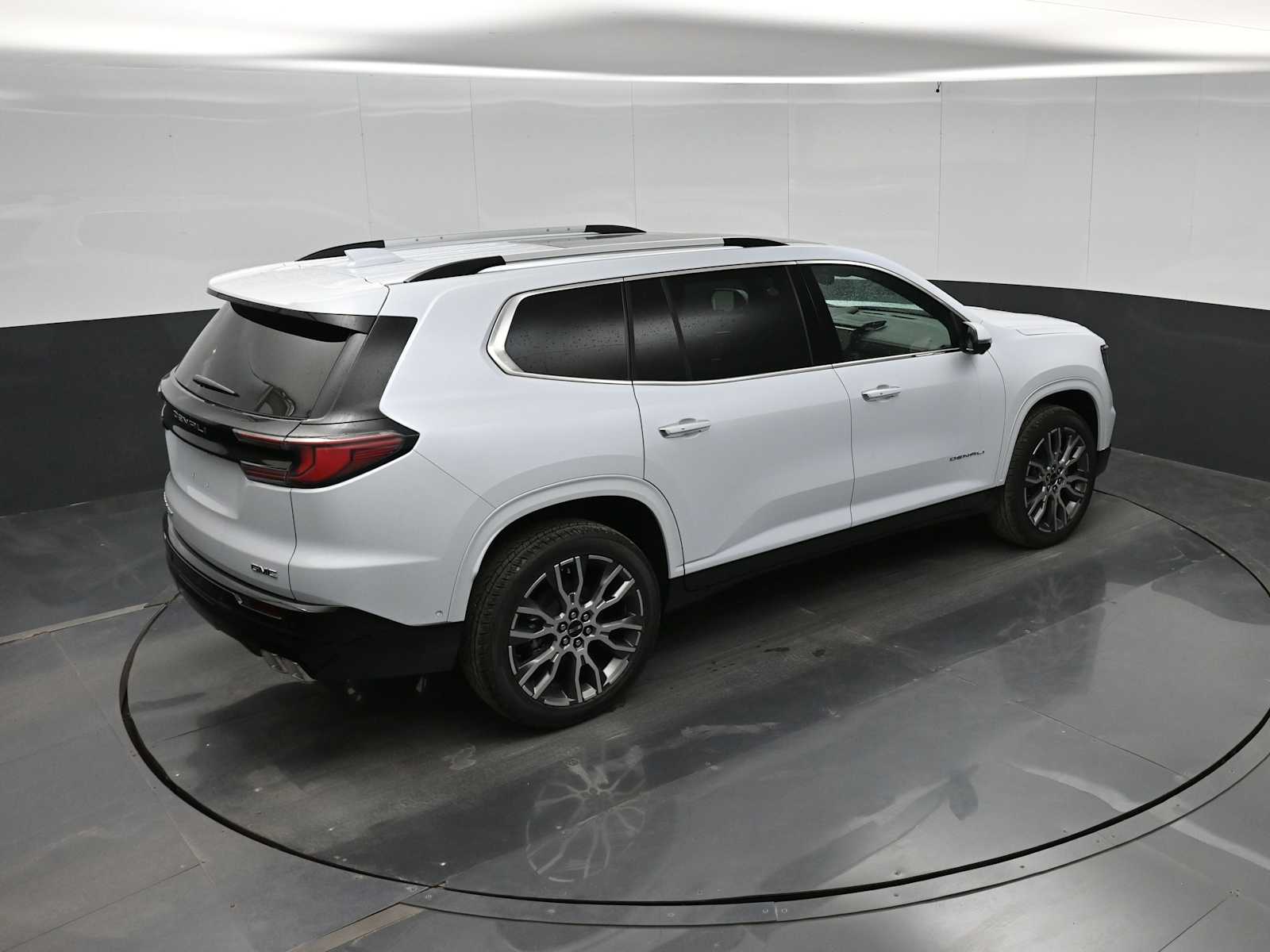 2026 GMC Acadia Denali Ultimate AWD