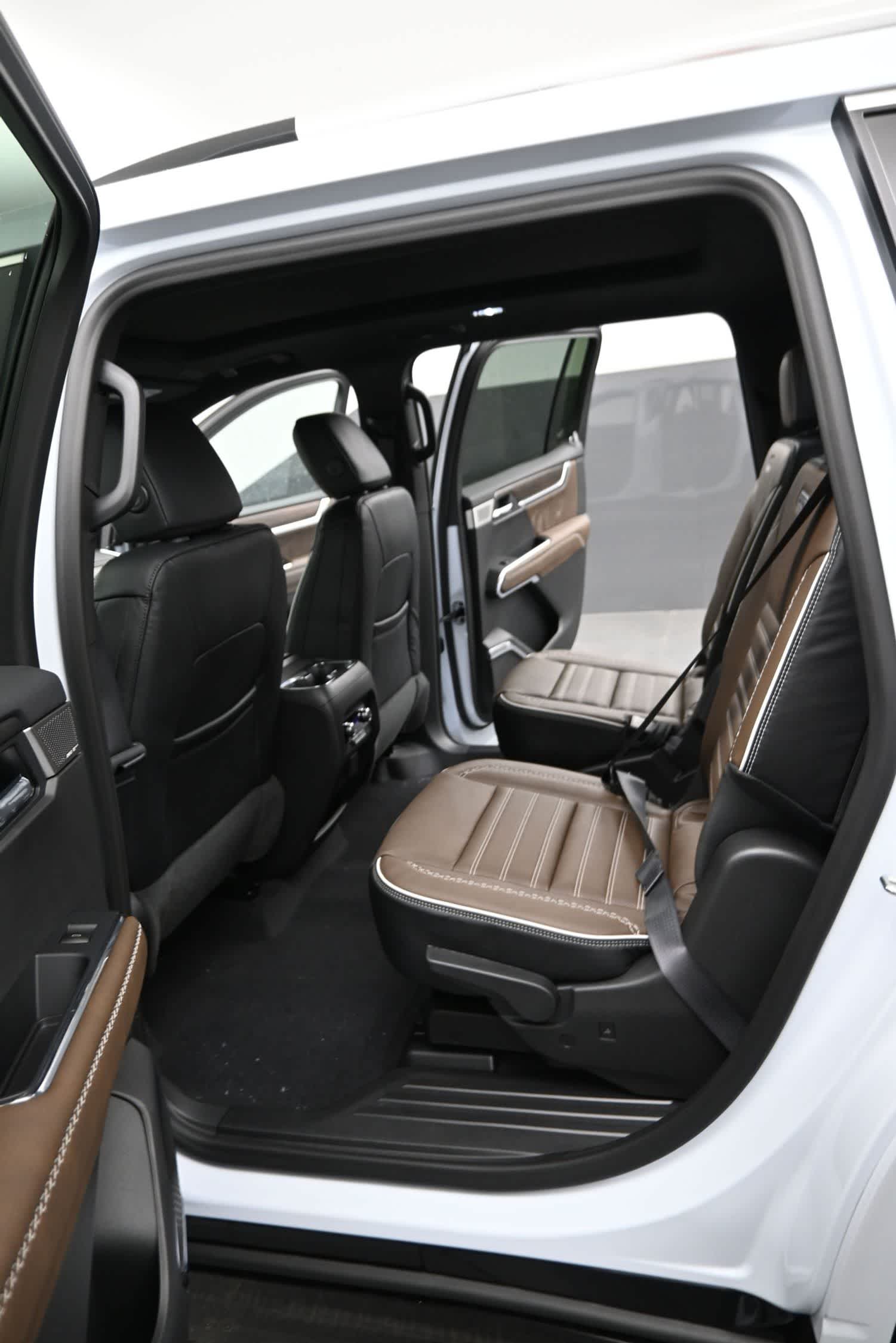 2026 GMC Acadia Denali Ultimate AWD
