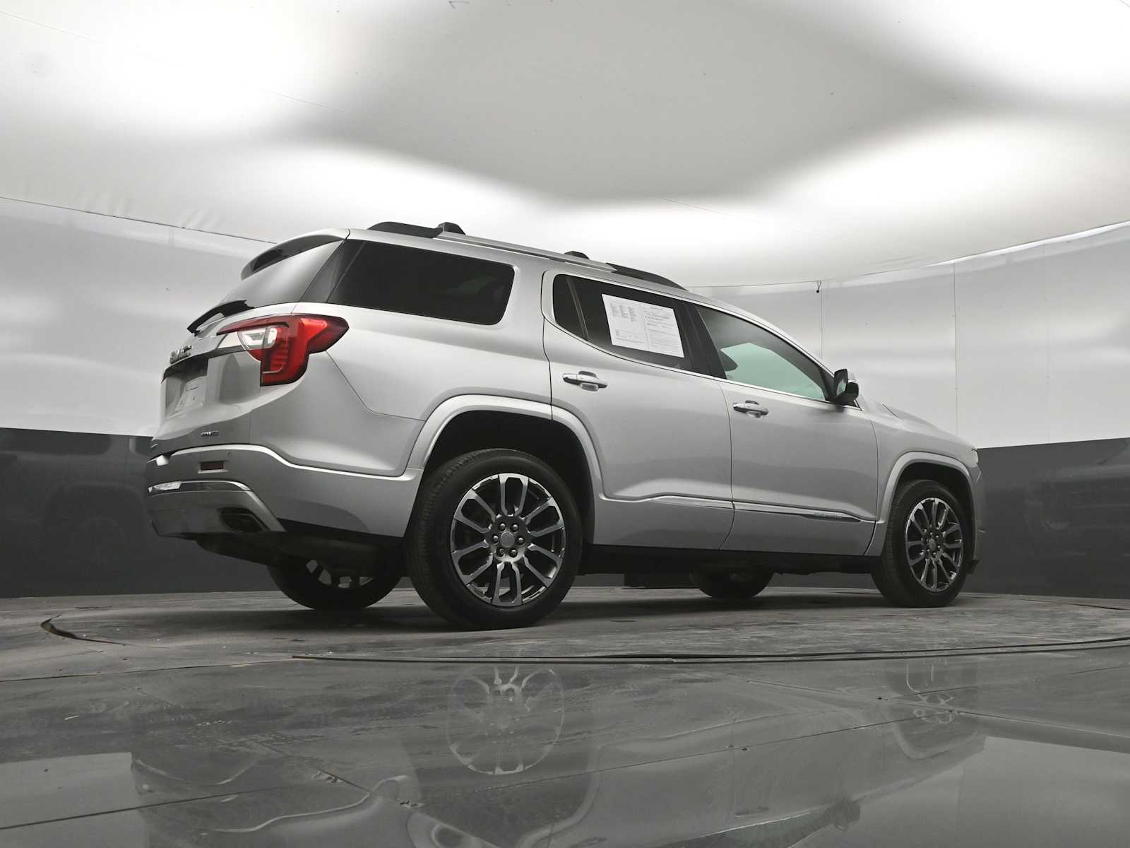 2020 GMC Acadia AWD Denali