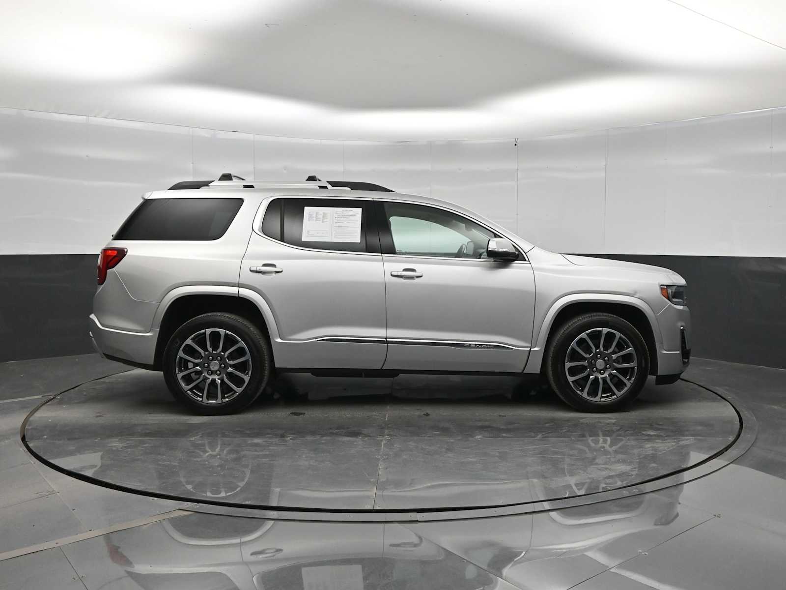 2020 GMC Acadia AWD Denali