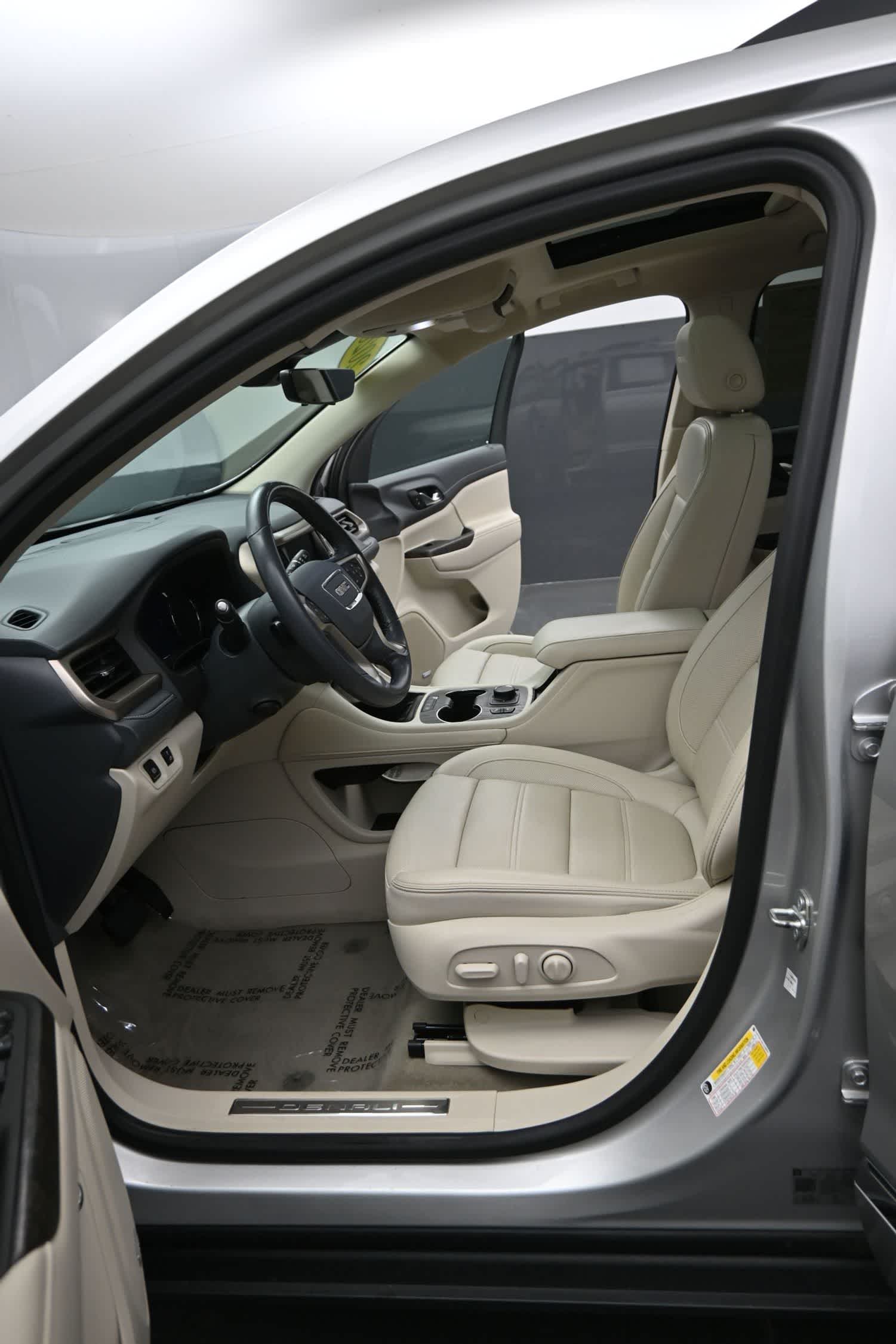 2020 GMC Acadia AWD Denali