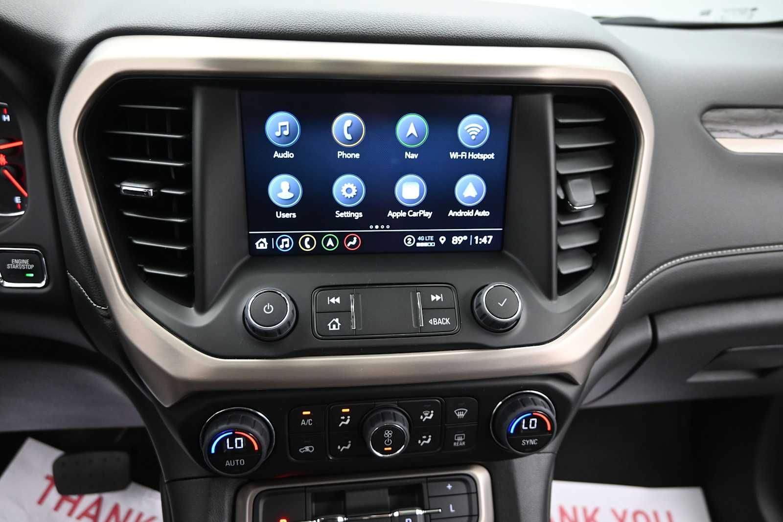 2022 GMC Acadia AWD Denali