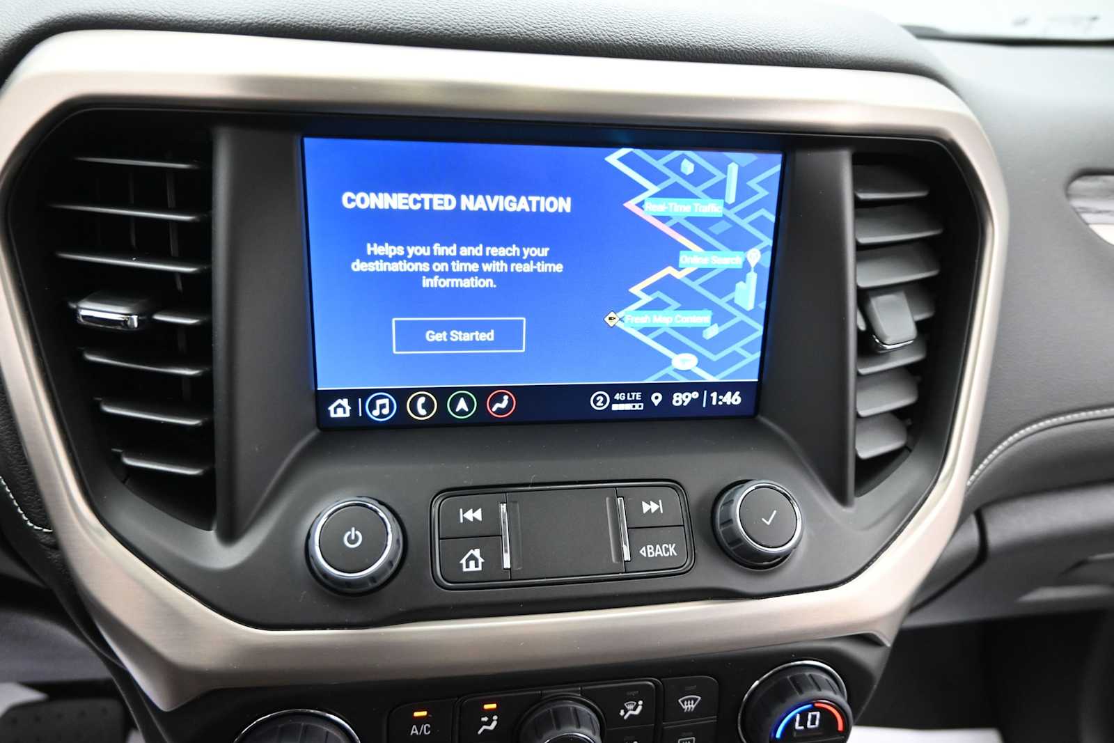 2022 GMC Acadia AWD Denali