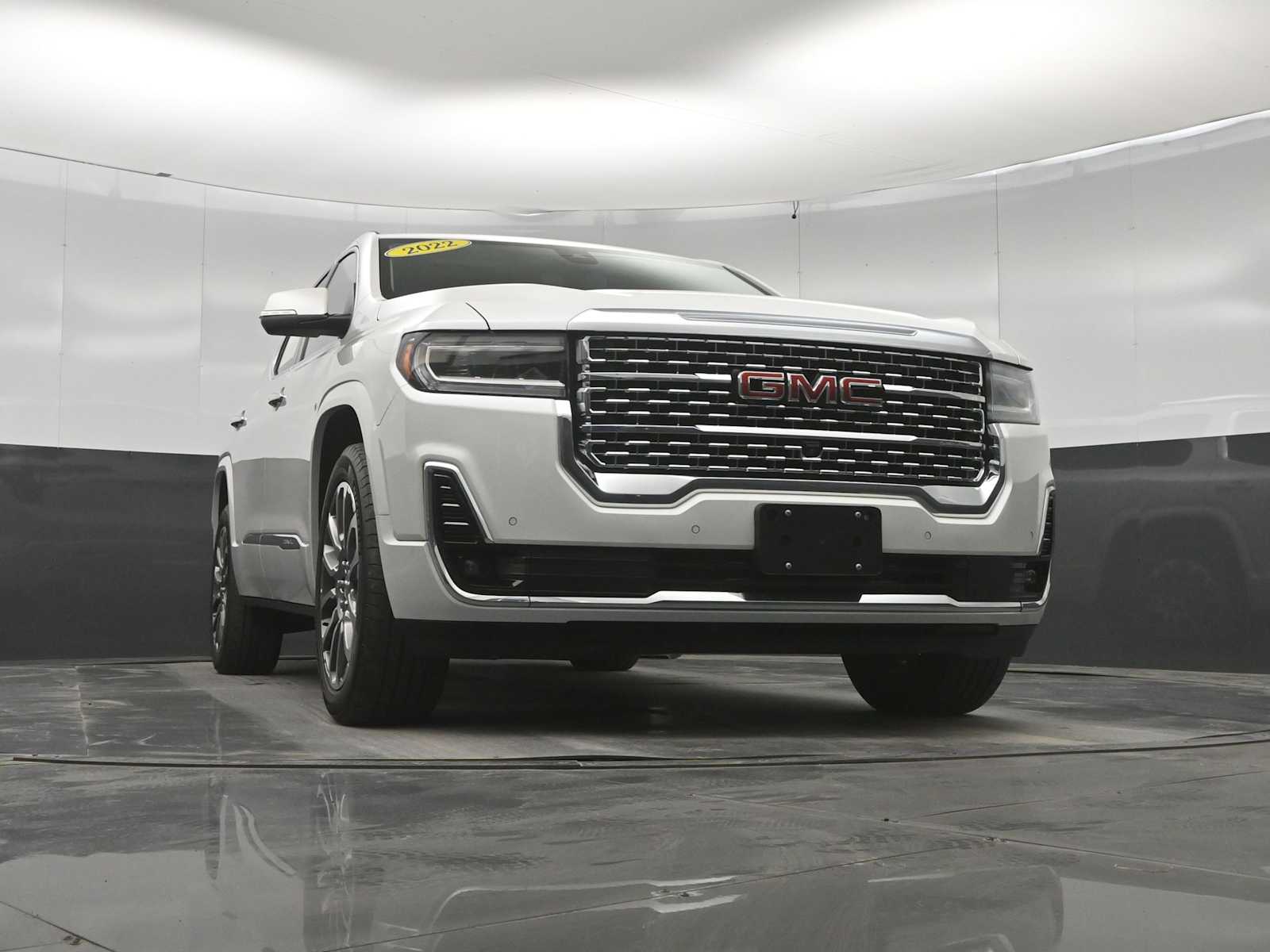2022 GMC Acadia AWD Denali