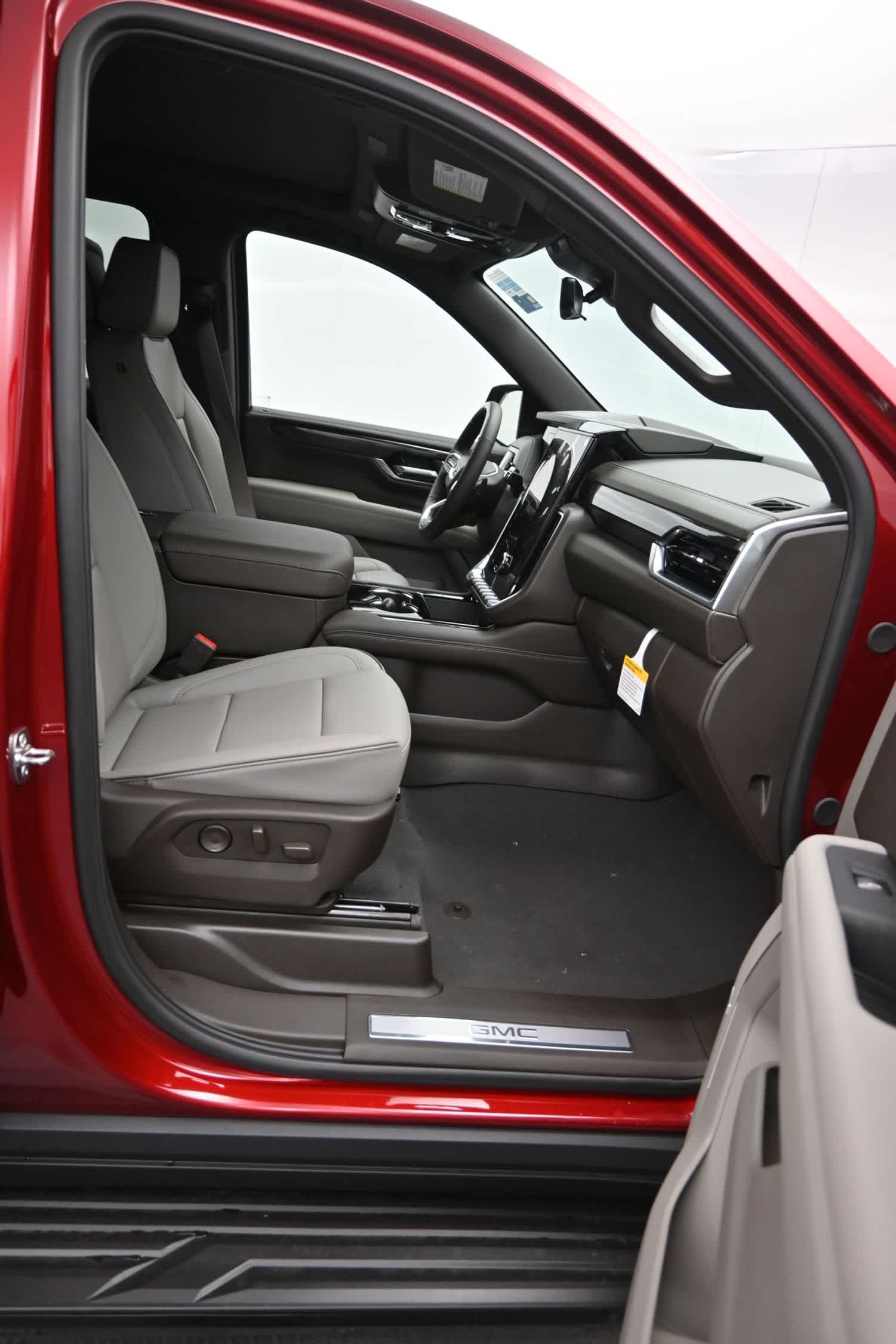 2026 GMC Yukon XL 4WD Elevation