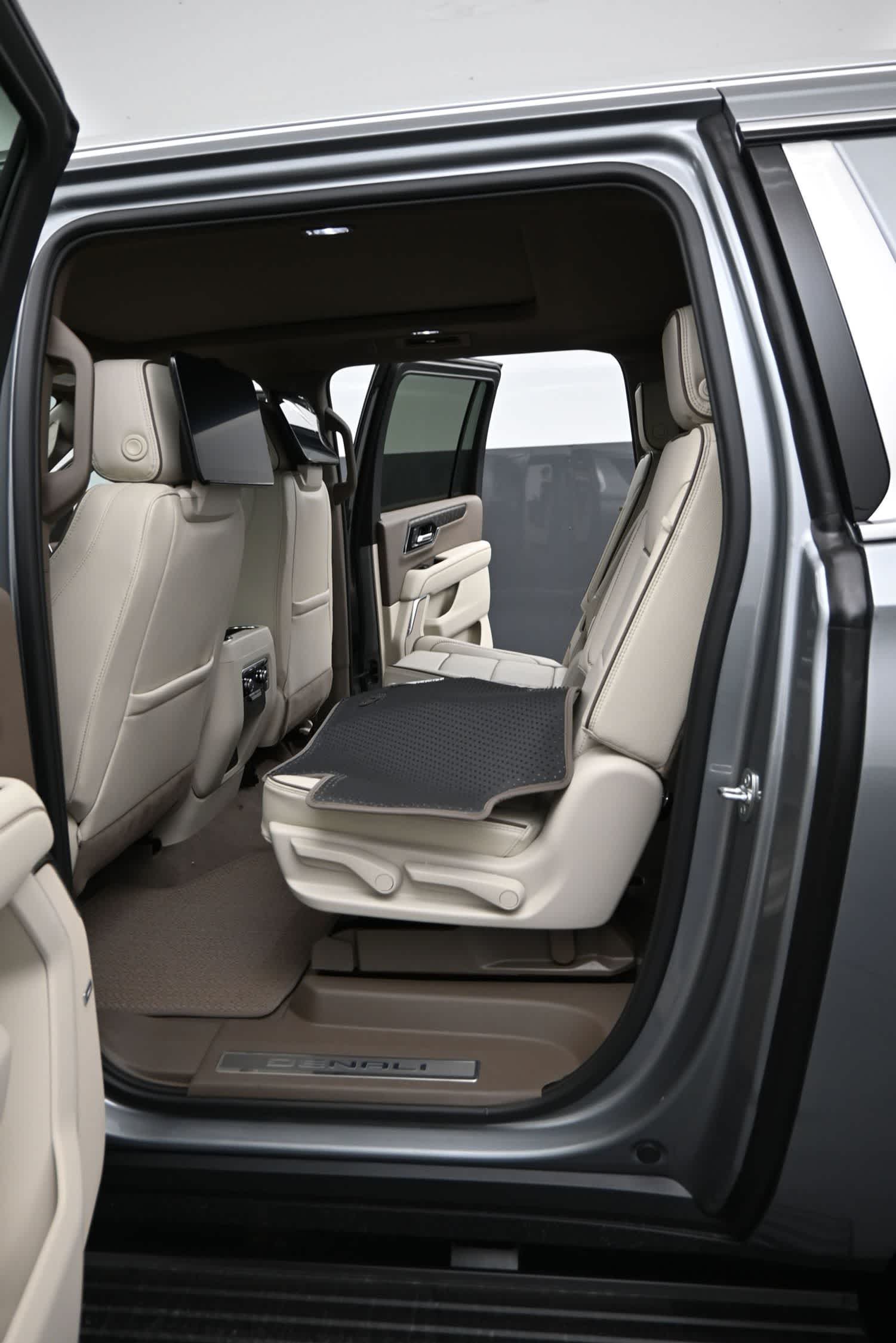 2026 GMC Yukon XL 4WD Denali