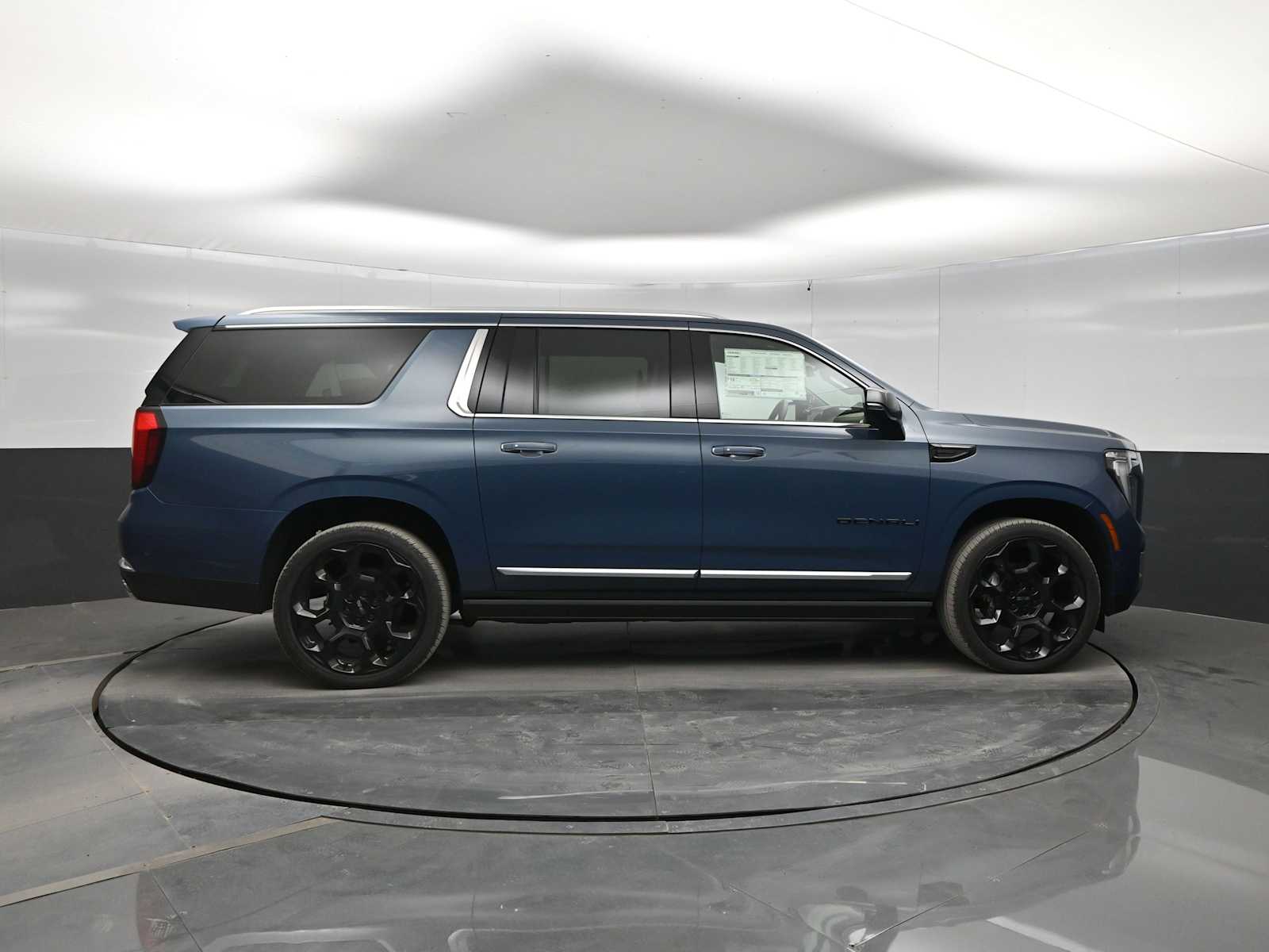 2026 GMC Yukon XL 4WD Denali