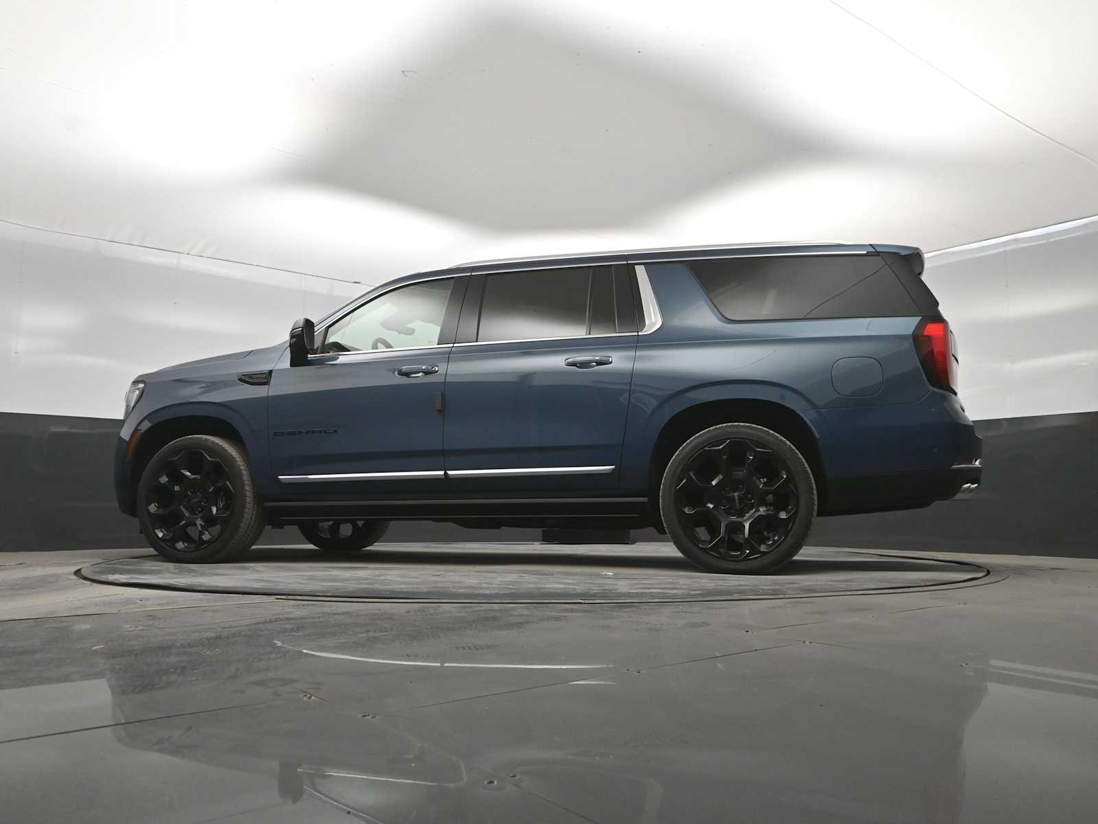 2026 GMC Yukon XL 4WD Denali