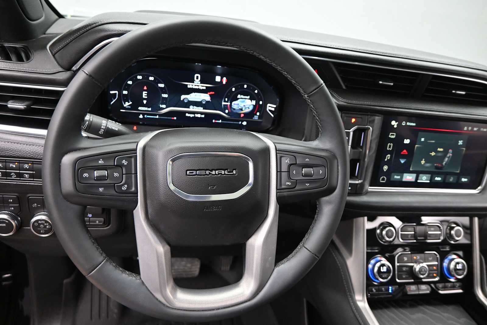2023 GMC Yukon XL 4WD Denali