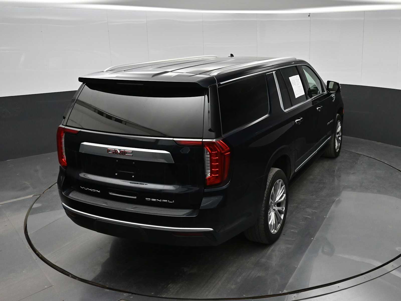 2023 GMC Yukon XL 4WD Denali