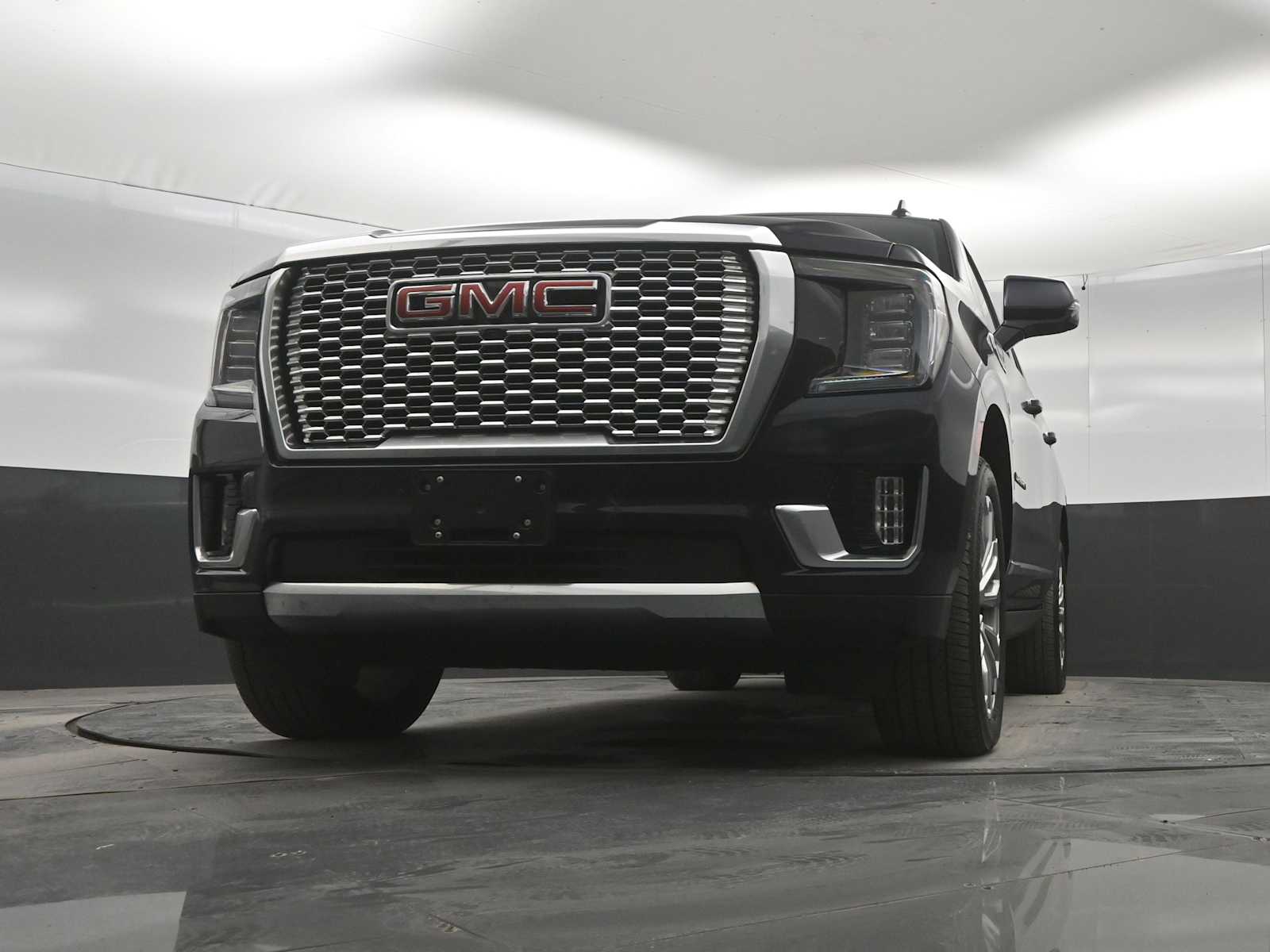 2023 GMC Yukon XL 4WD Denali