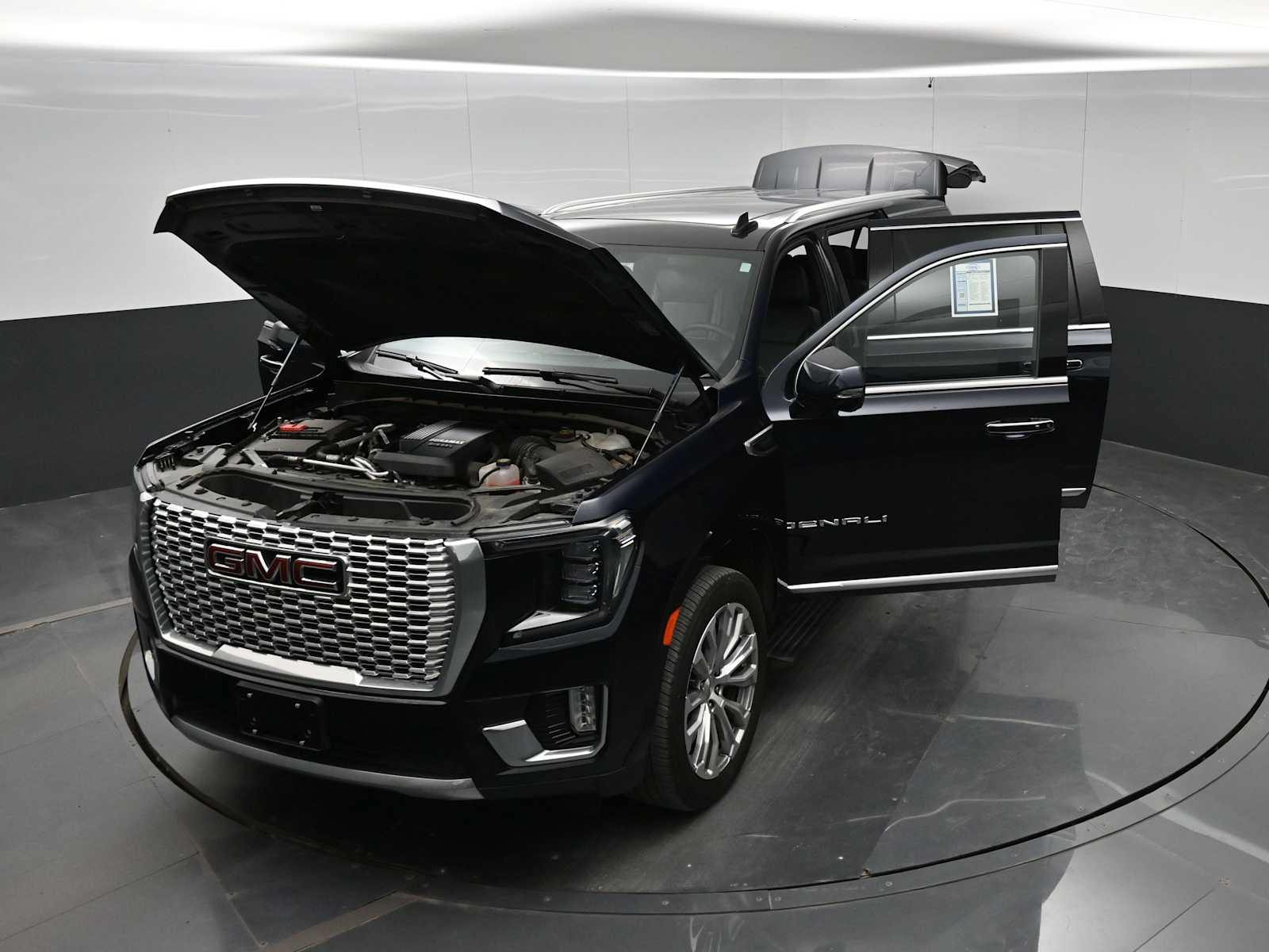 2023 GMC Yukon XL Denali