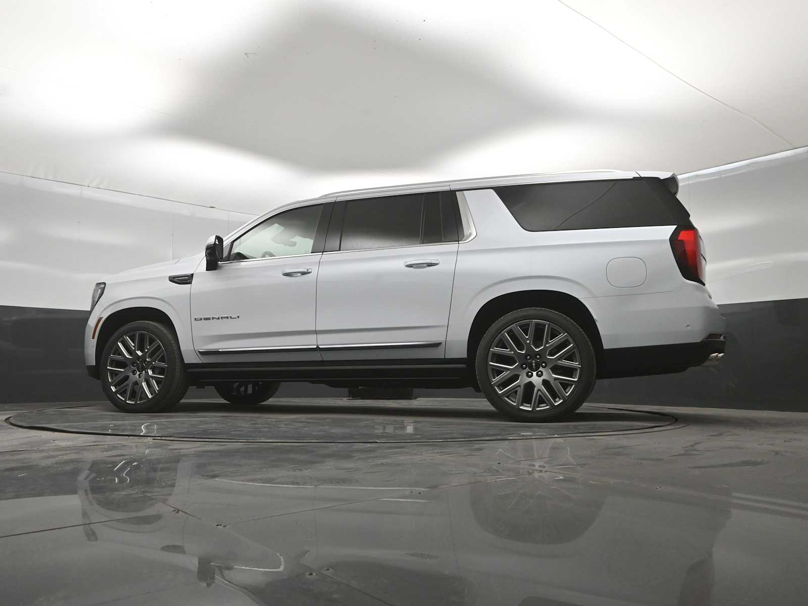 2026 GMC Yukon XL 4WD Denali Ultimate