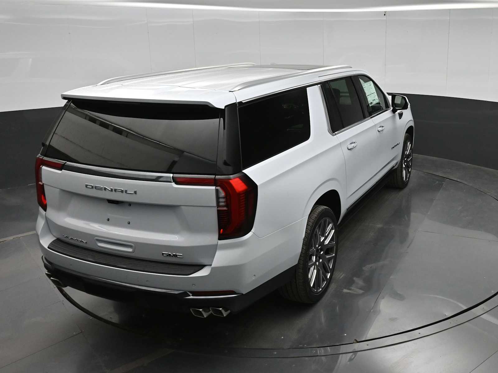 2026 GMC Yukon XL 4WD Denali Ultimate