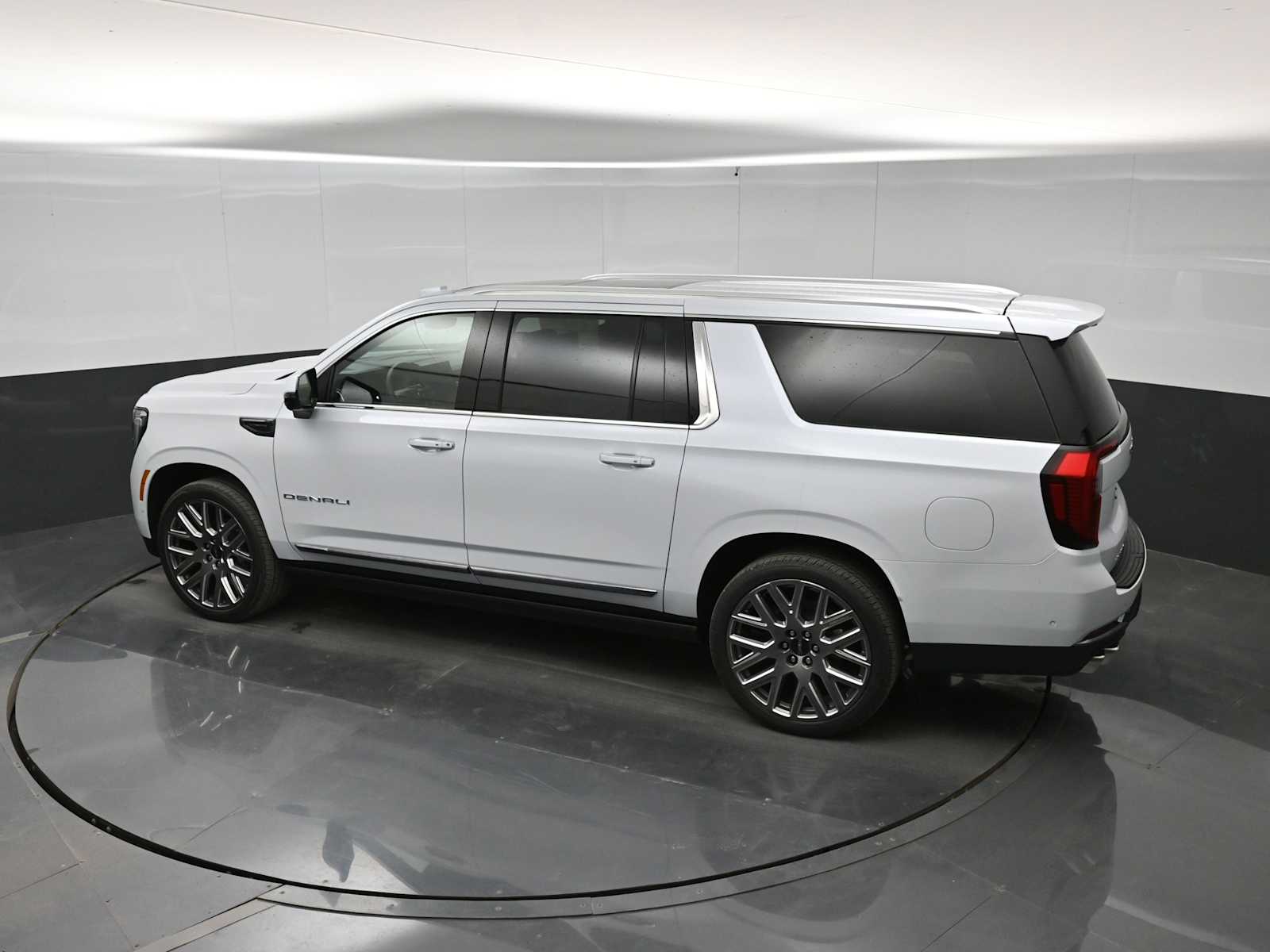 2026 GMC Yukon XL 4WD Denali Ultimate