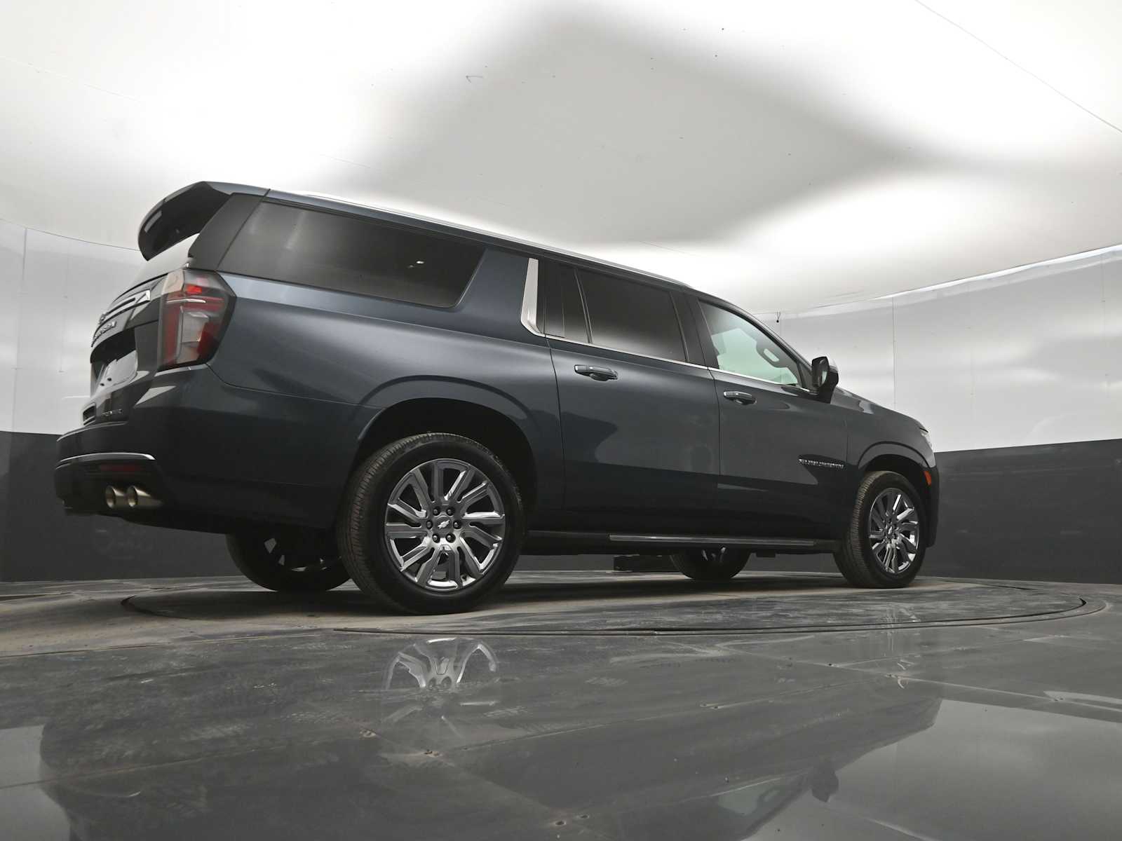 2021 Chevrolet Suburban Premier