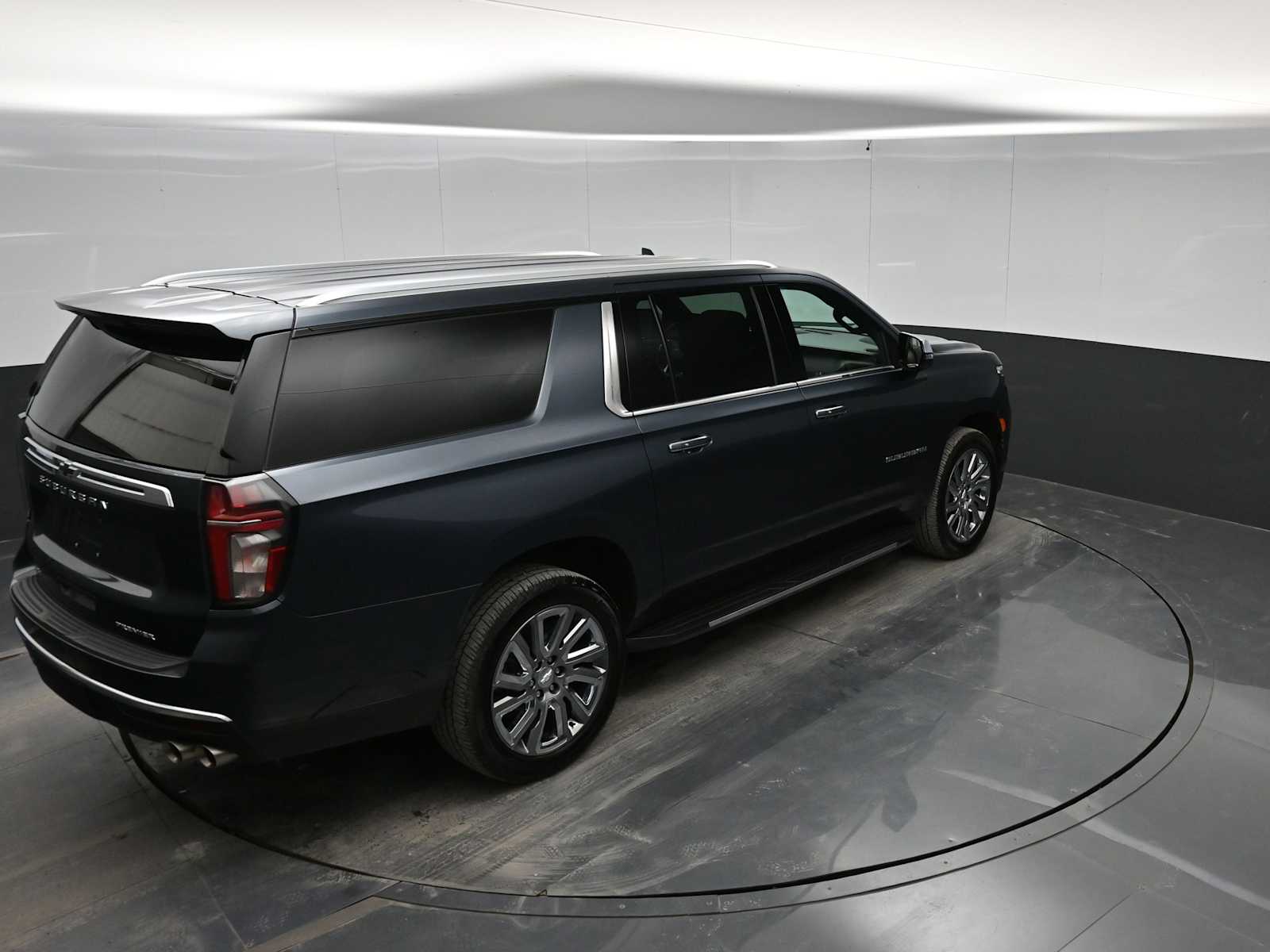 2021 Chevrolet Suburban Premier