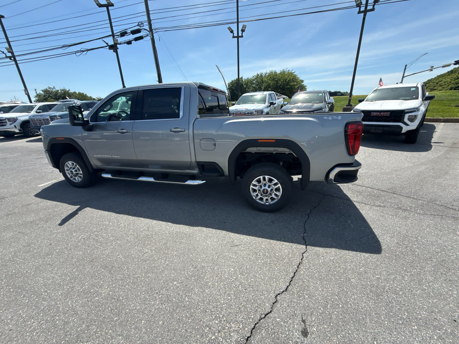 2026 GMC Sierra 2500 HD SLE