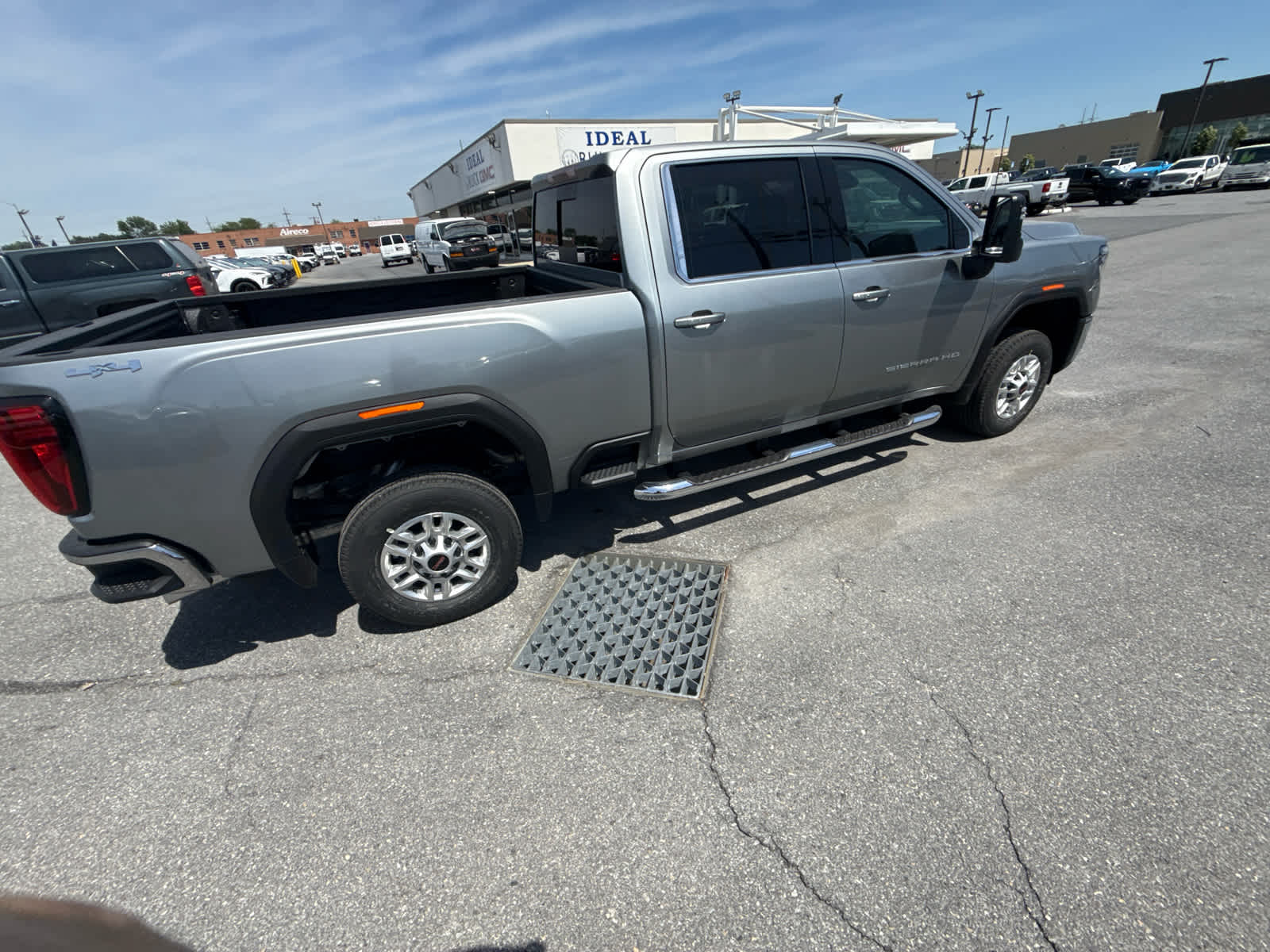 2026 GMC Sierra 2500 HD SLE