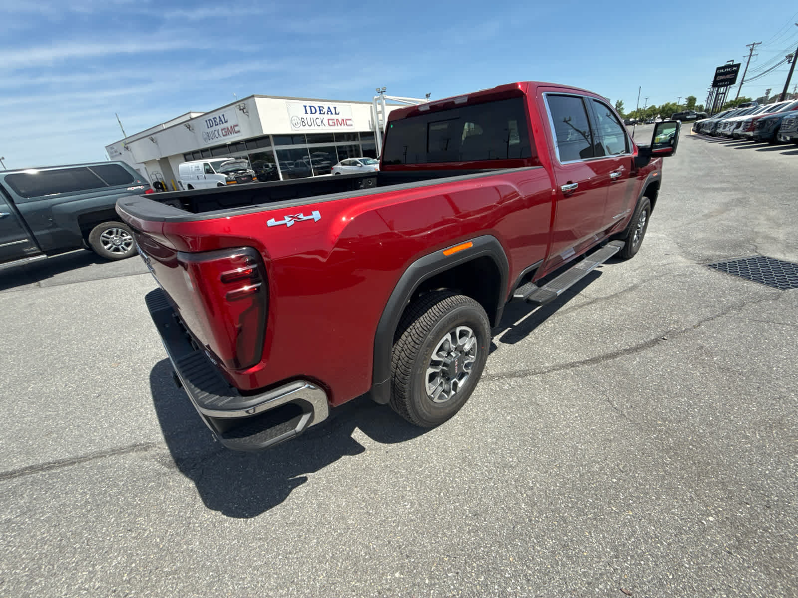 2026 GMC Sierra 2500 HD SLT