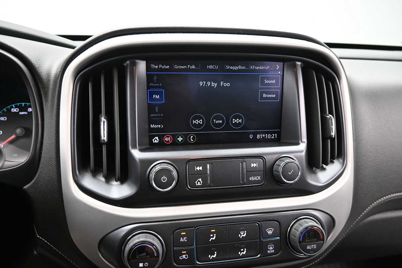 2022 GMC Canyon 4WD Crew Cab Short Box Elevation
