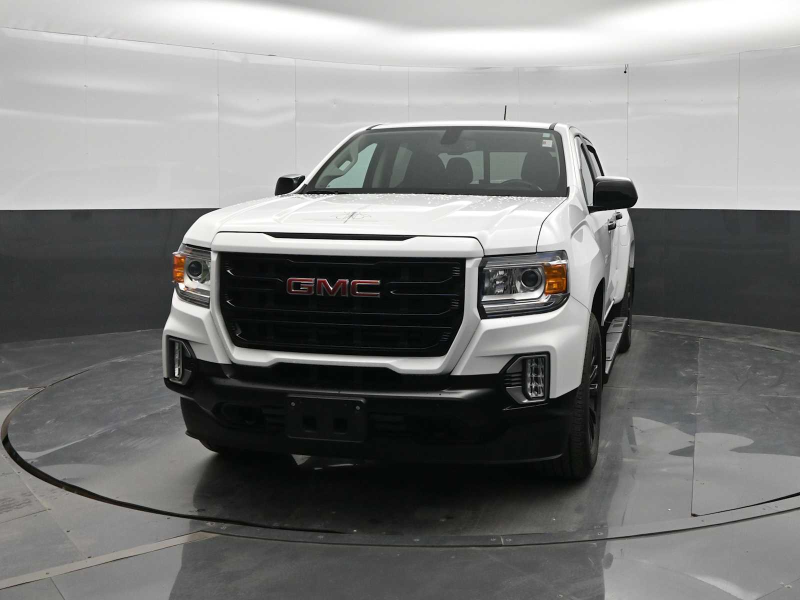2022 GMC Canyon 4WD Crew Cab Short Box Elevation