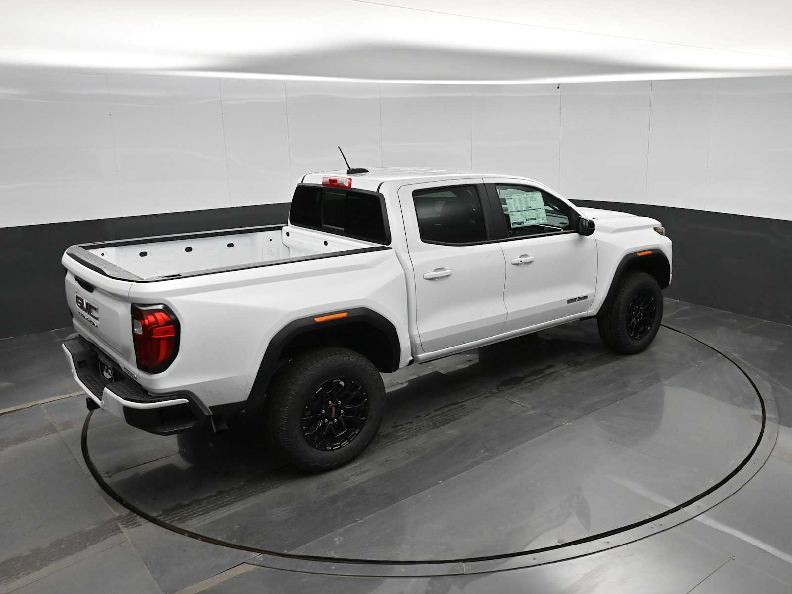 2026 GMC Canyon Elevation, RWD