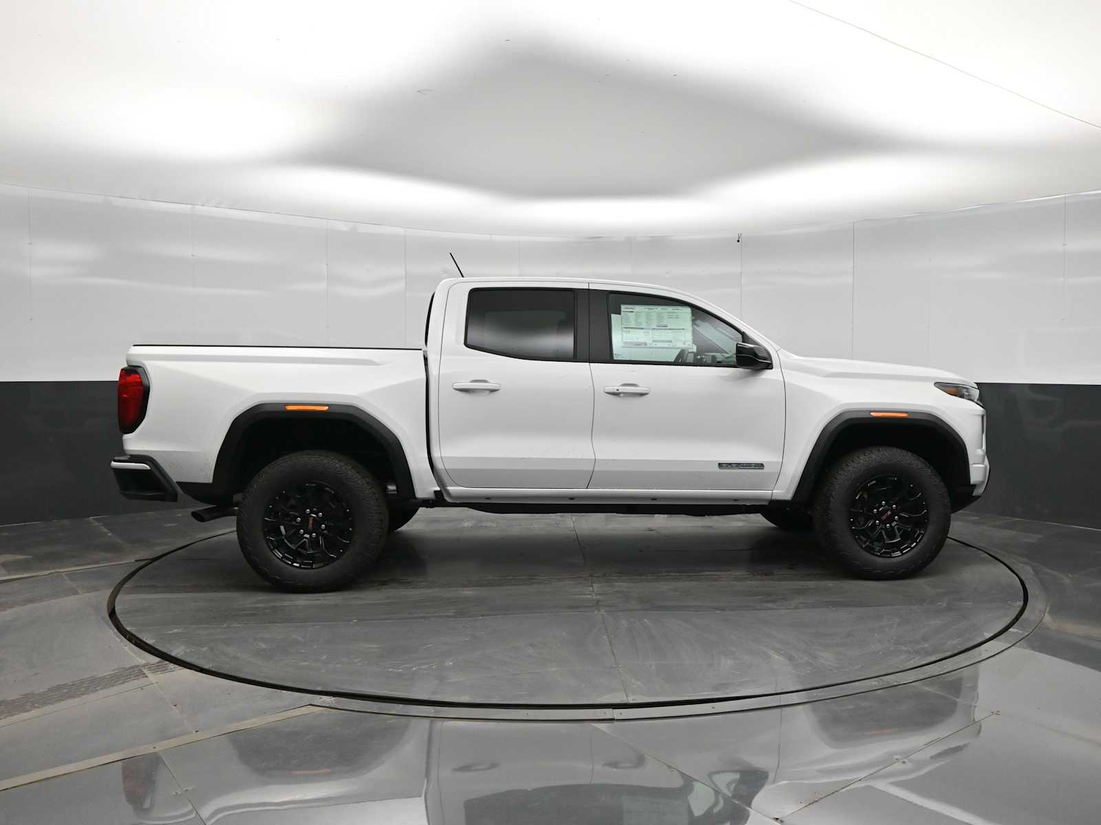 2026 GMC Canyon Elevation, RWD