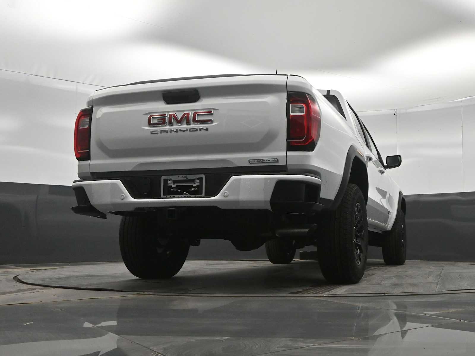 2026 GMC Canyon Elevation, RWD