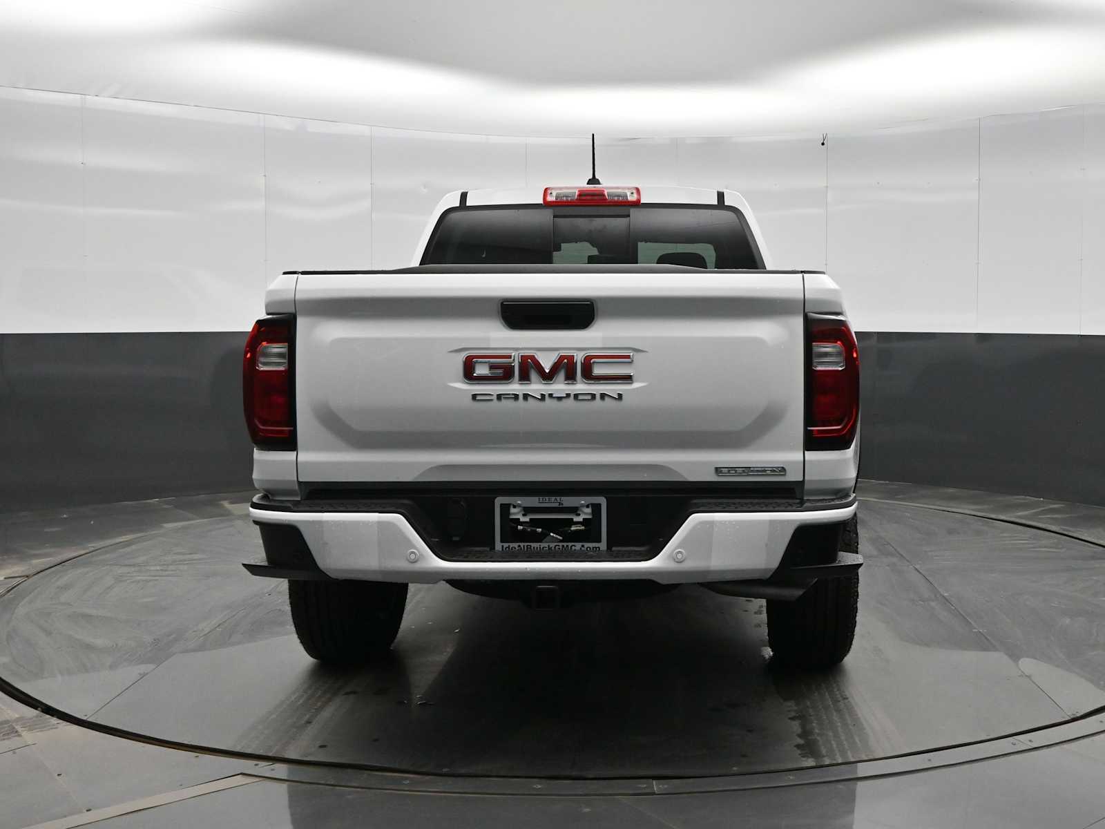 2026 GMC Canyon Elevation, RWD
