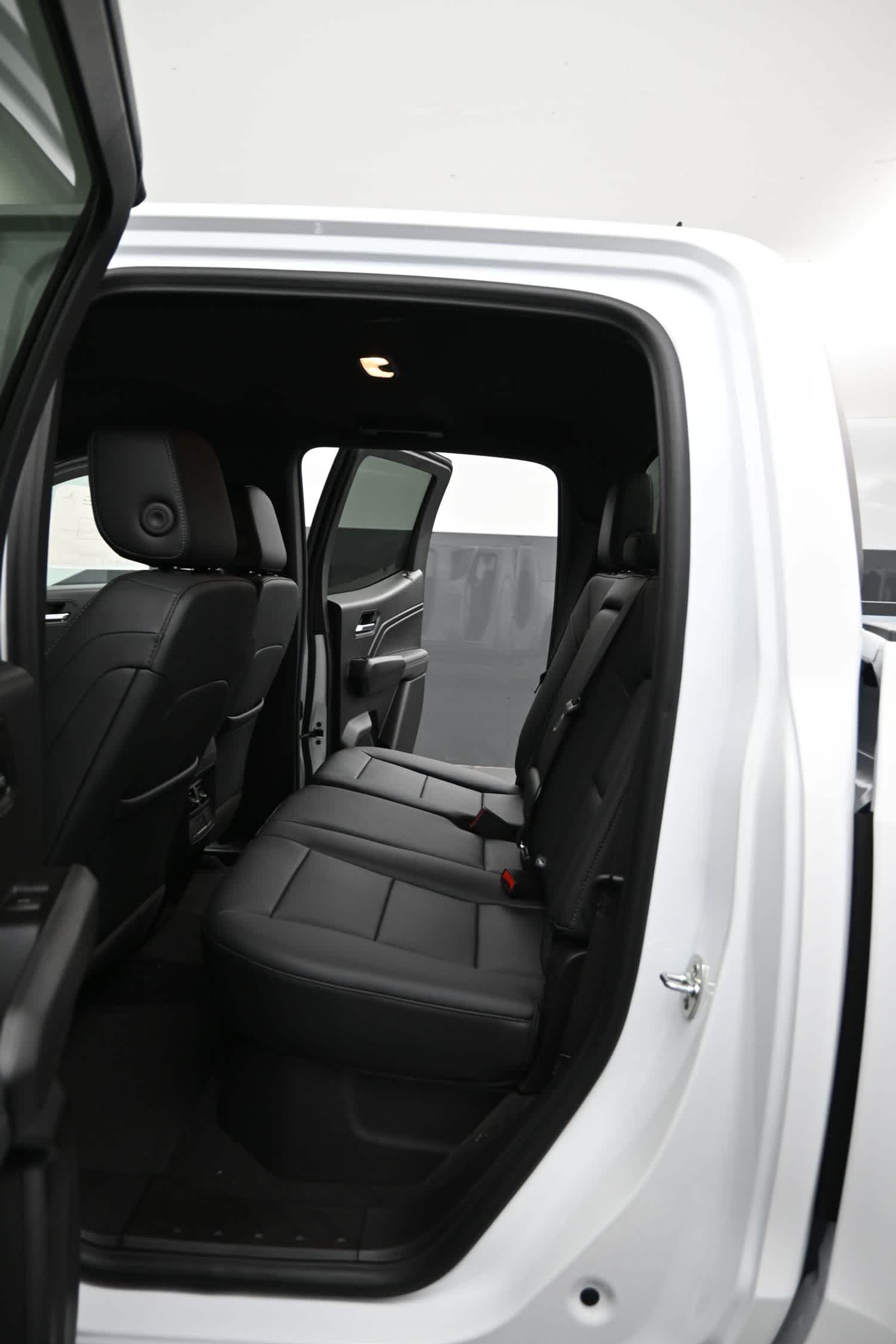 2026 GMC Canyon Elevation, 4WD