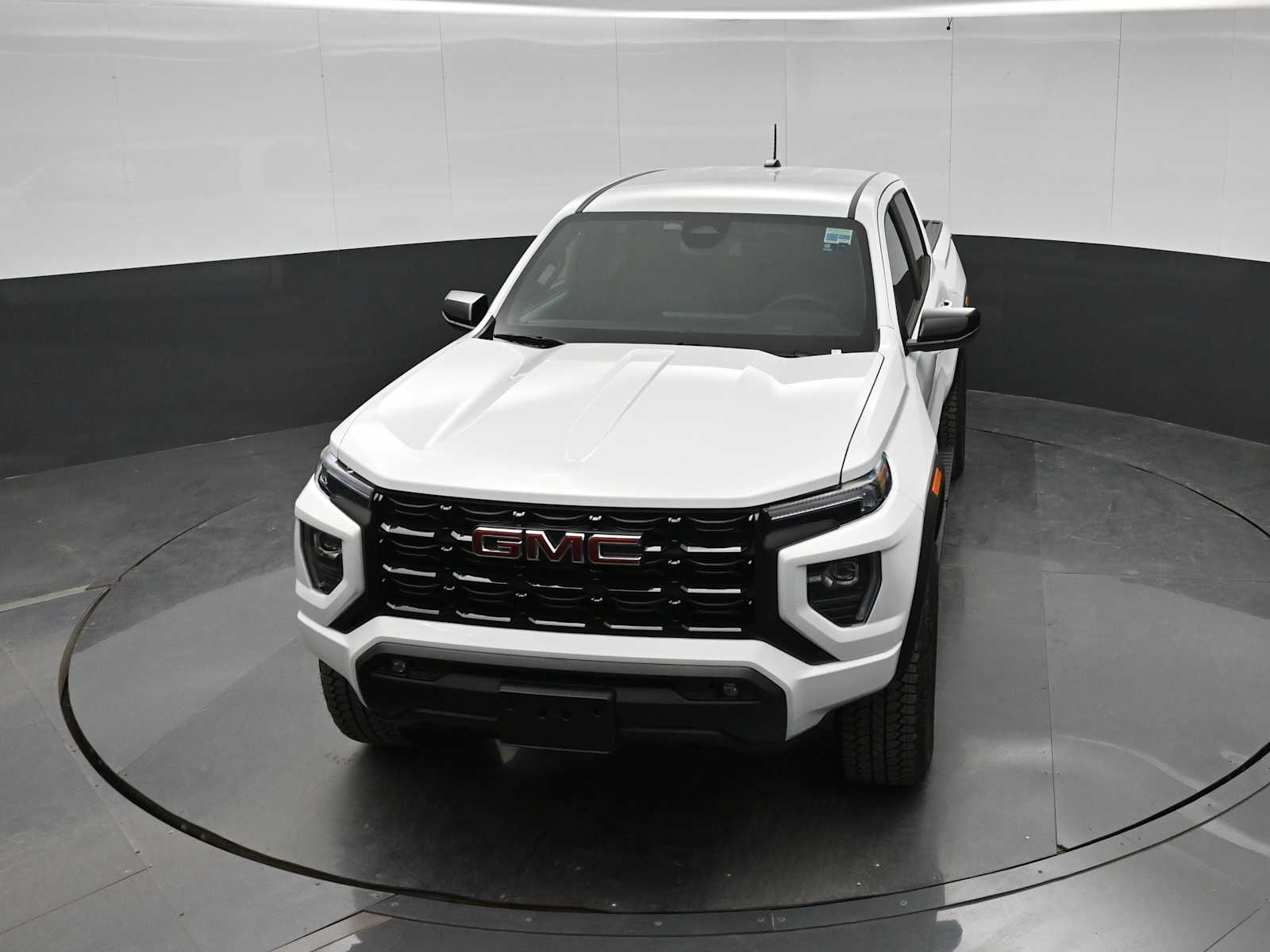 2026 GMC Canyon Elevation, 4WD