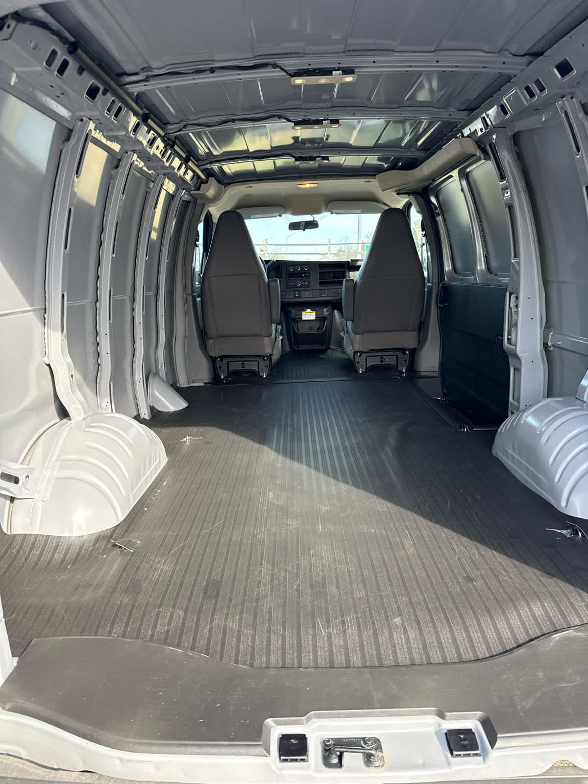 2025 GMC Savana Cargo 2500