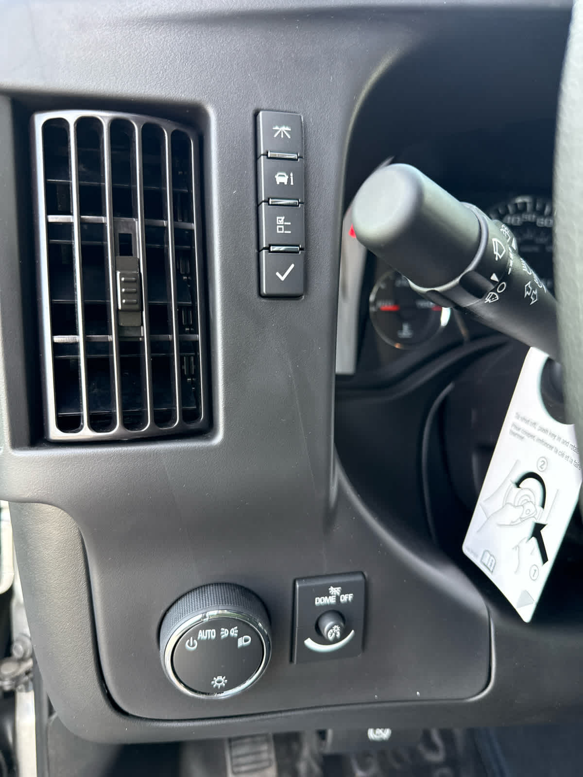 2025 GMC Savana Cargo 2500