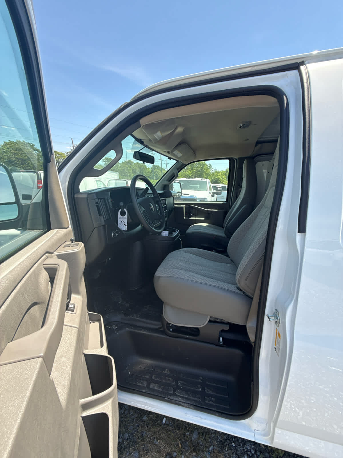 2026 GMC Savana Cargo 2500 Regular Wheelbase, Work Van, RWD