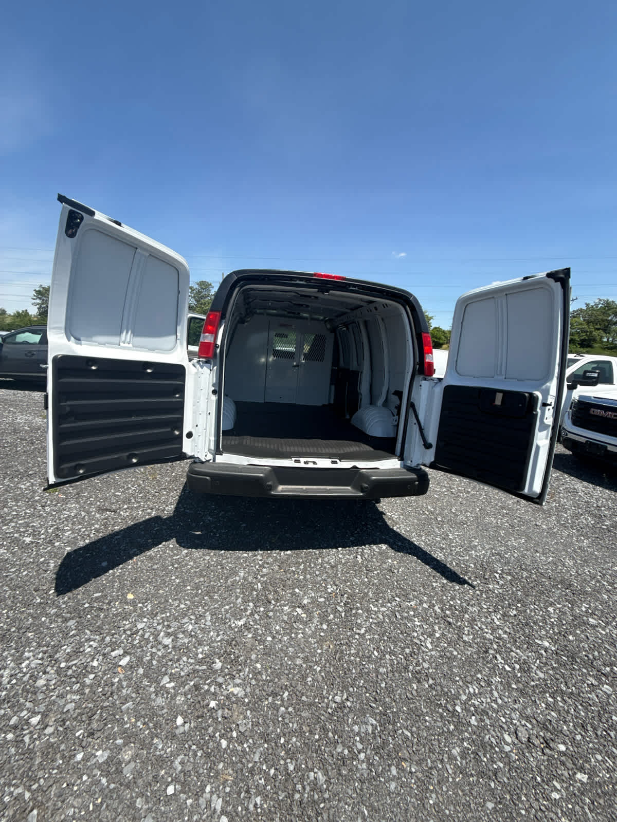2026 GMC Savana Cargo 2500 Regular Wheelbase, Work Van, RWD
