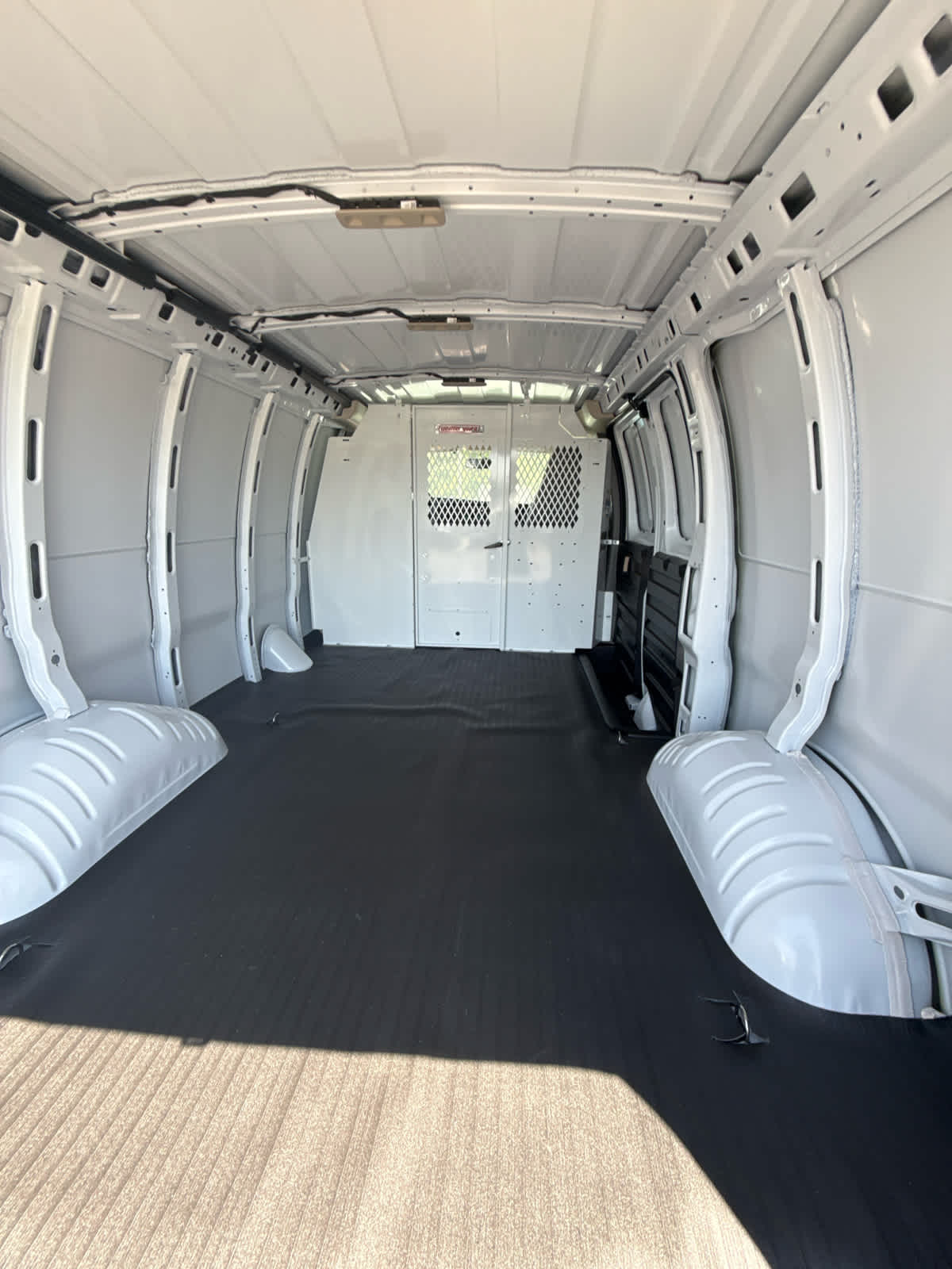 2026 GMC Savana Cargo 2500 Regular Wheelbase, Work Van, RWD
