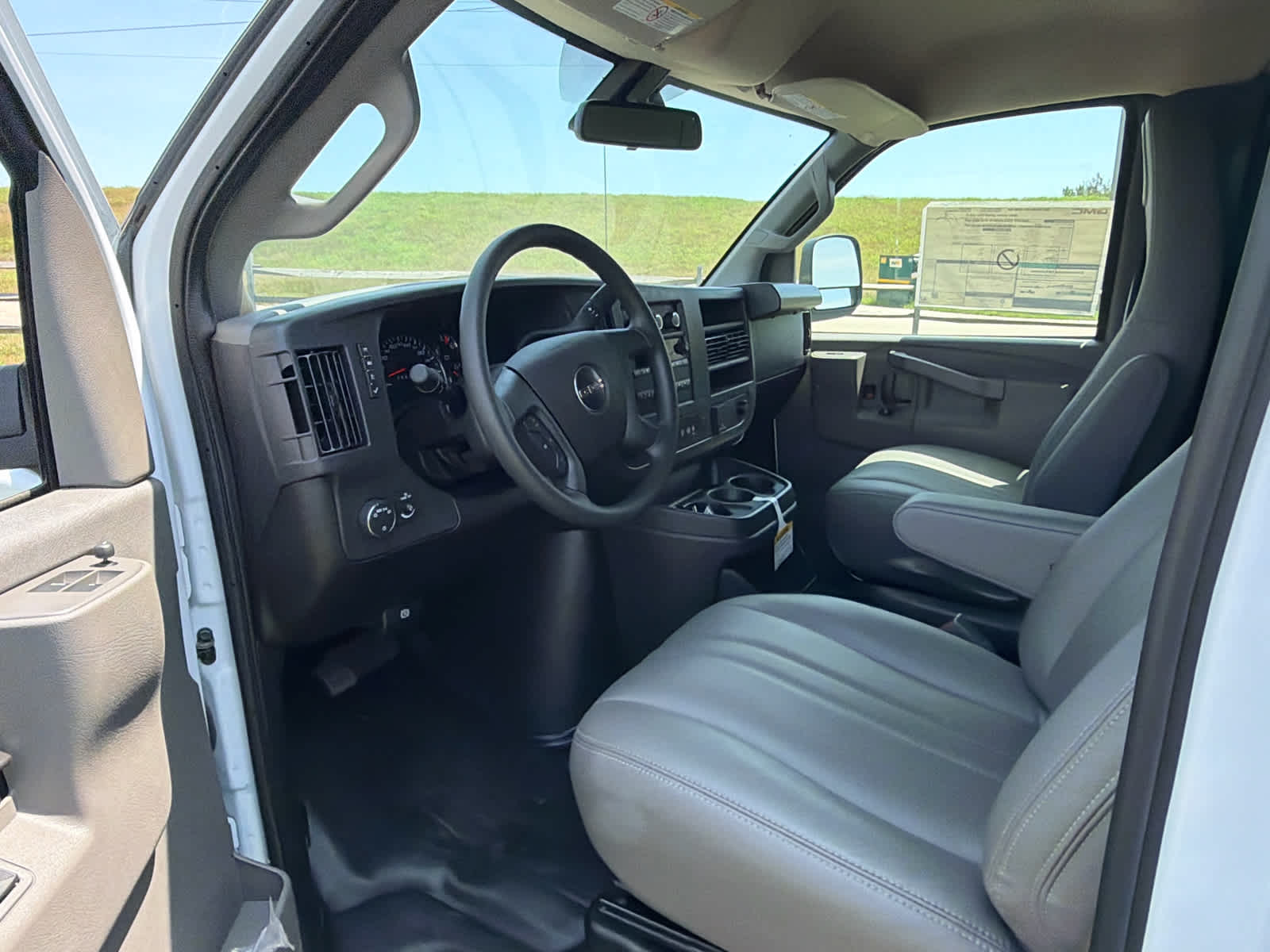 2025 GMC Savana Cargo RWD 2500 Regular Wheelbase Work Van