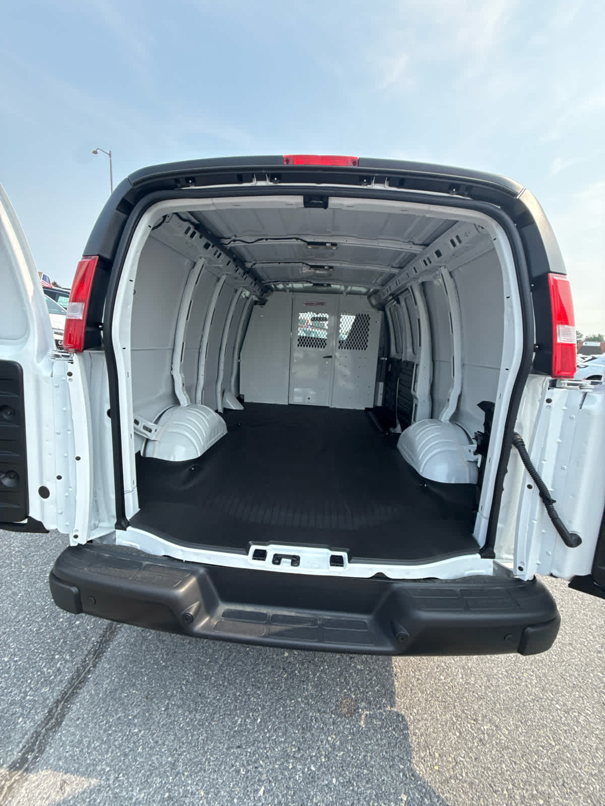 2026 GMC Savana Cargo 2500 Regular Wheelbase, Work Van, RWD