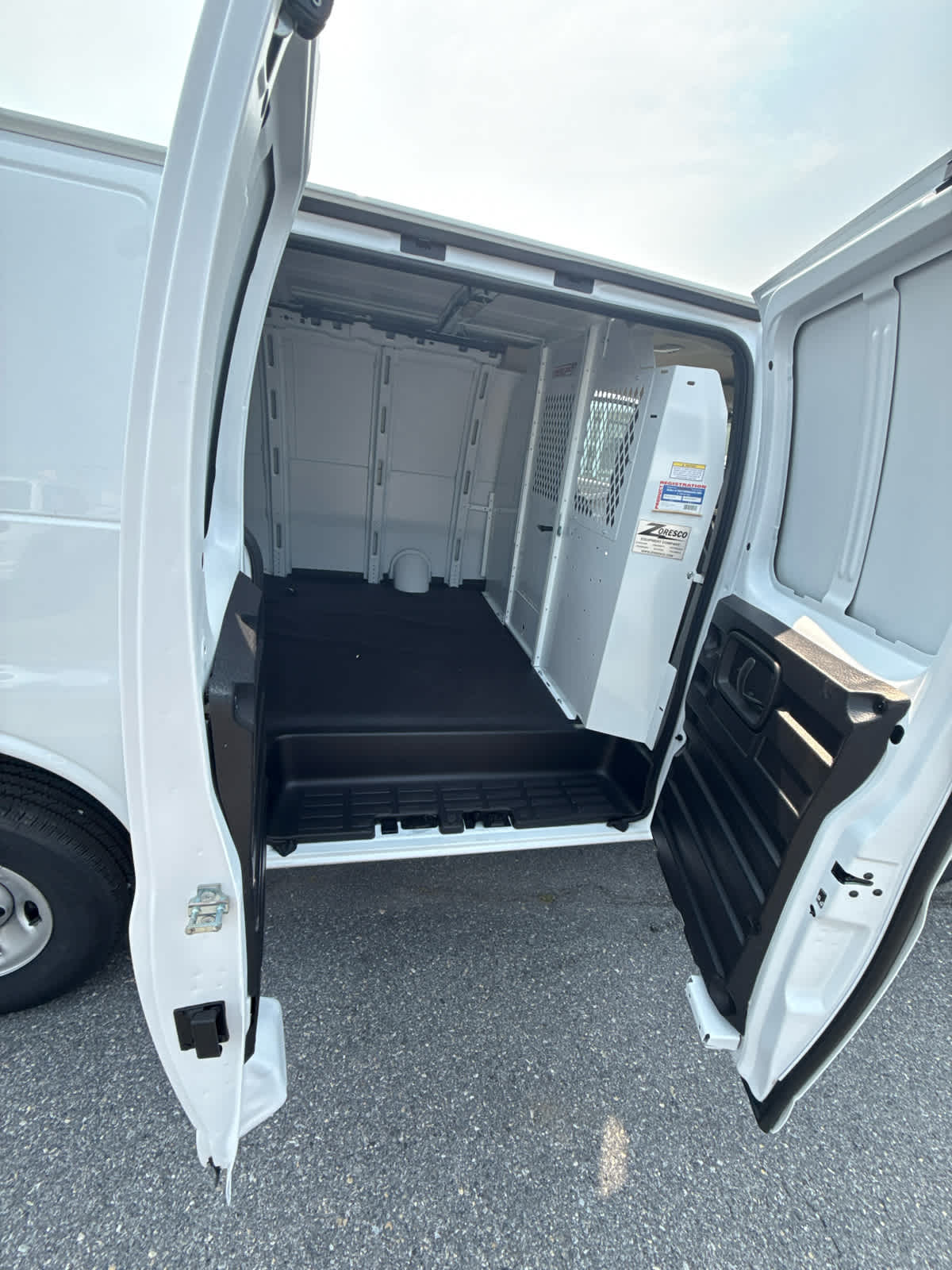 2026 GMC Savana Cargo 2500 Regular Wheelbase, Work Van, RWD