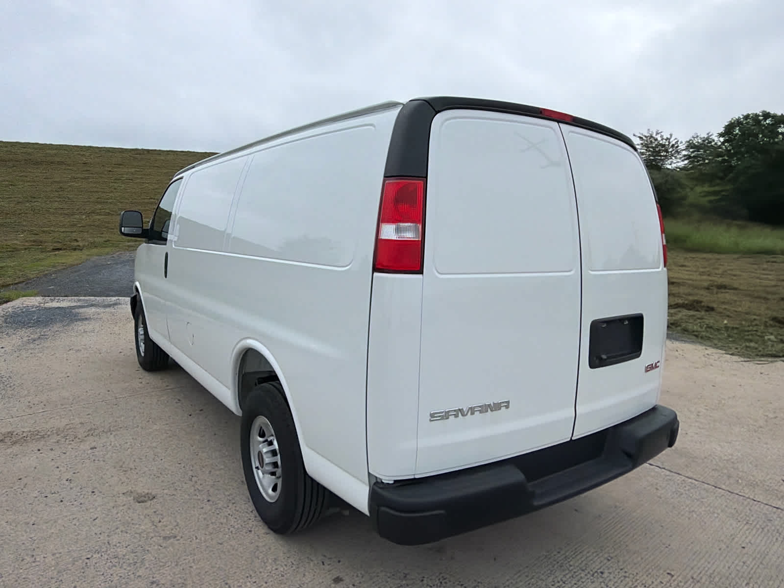 2026 GMC Savana Cargo 2500