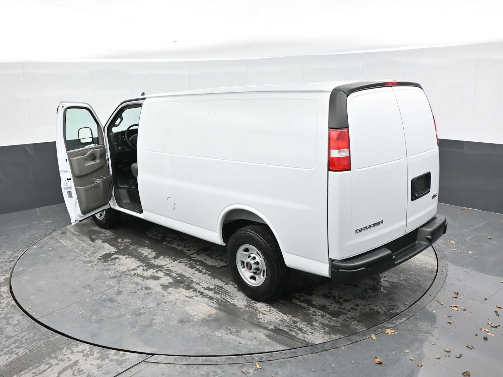 2025 GMC Savana Cargo RWD 2500 Regular Wheelbase Work Van