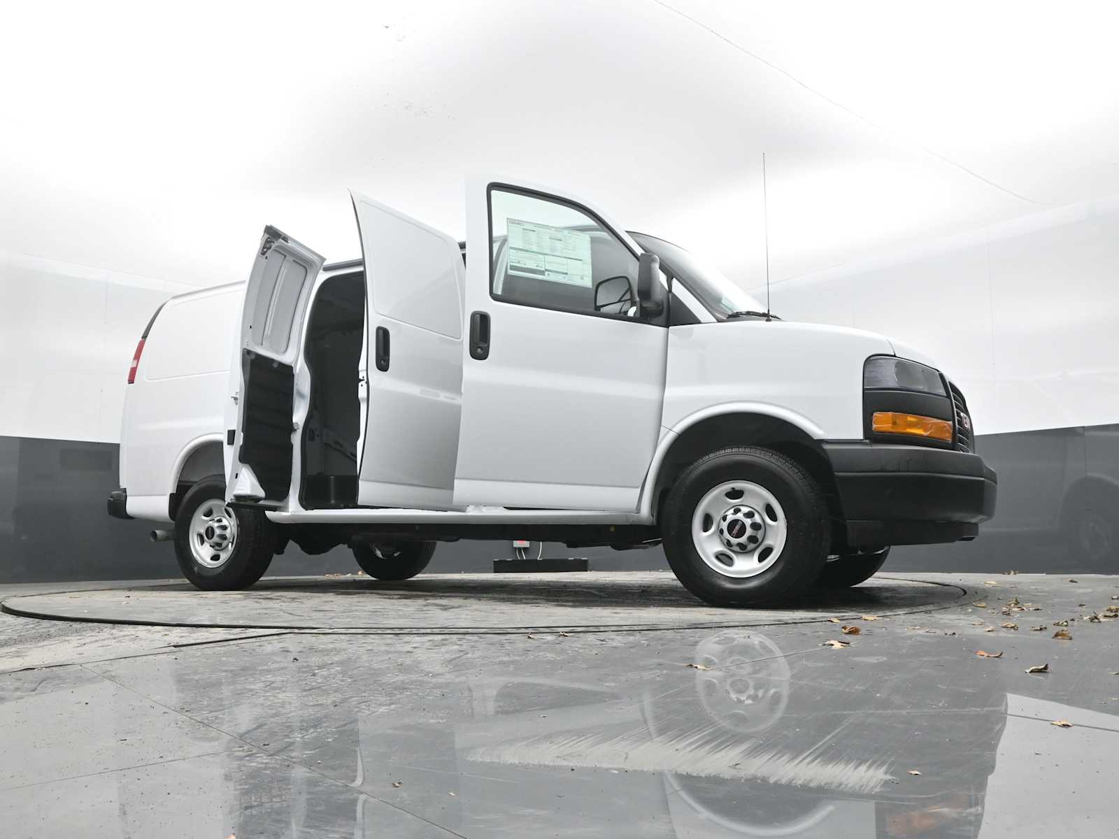 2025 GMC Savana Cargo RWD 2500 Regular Wheelbase Work Van
