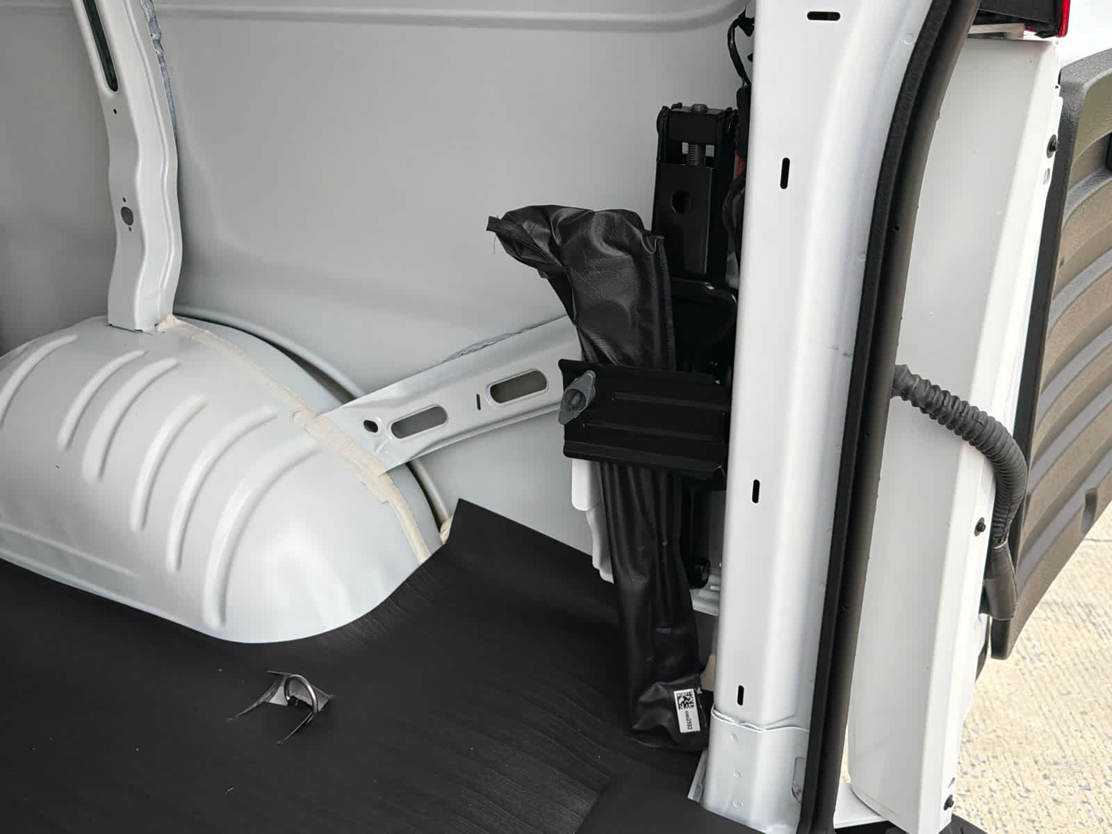 2025 GMC Savana Cargo 2500